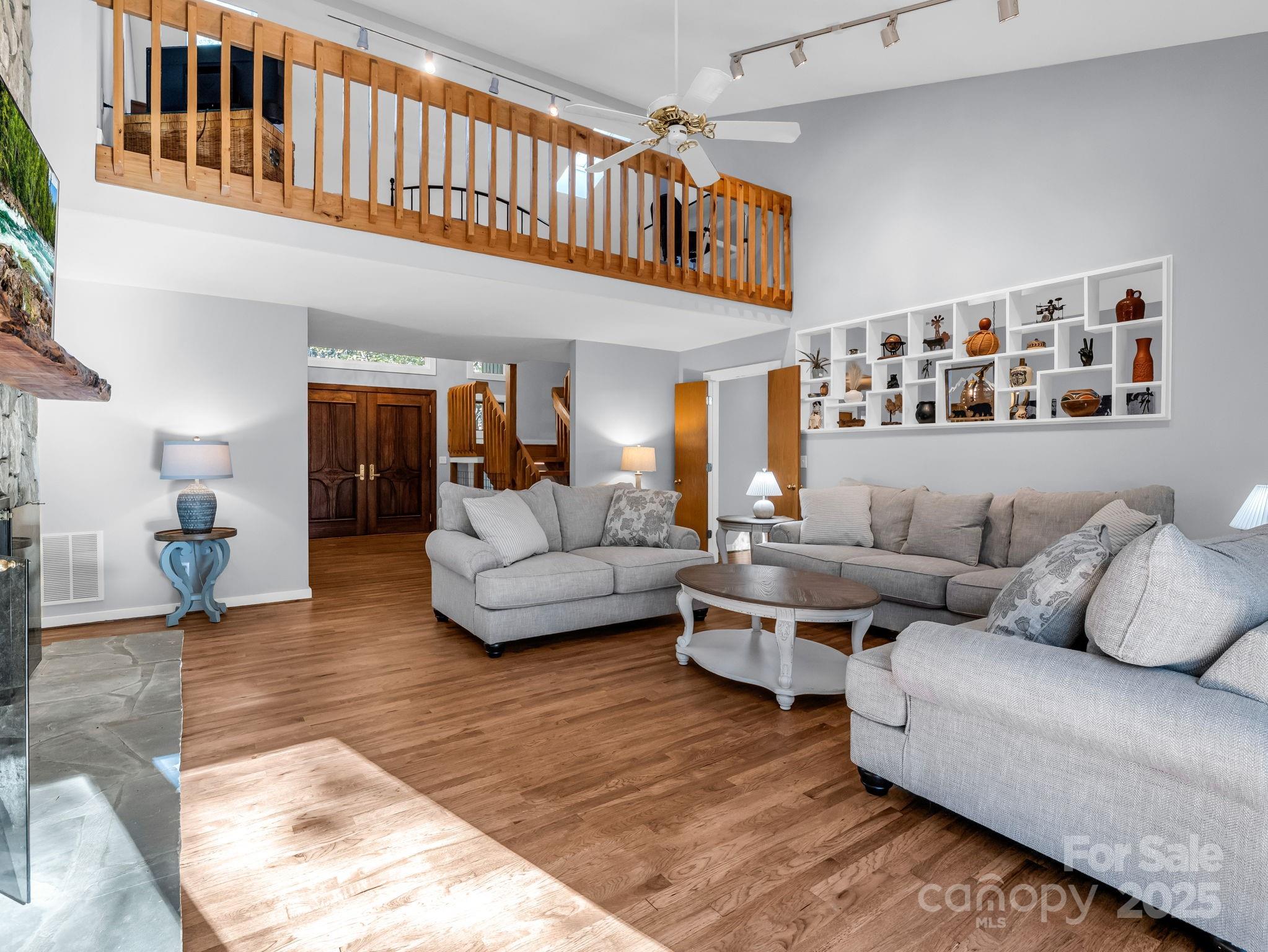 751 Whitney Boulevard