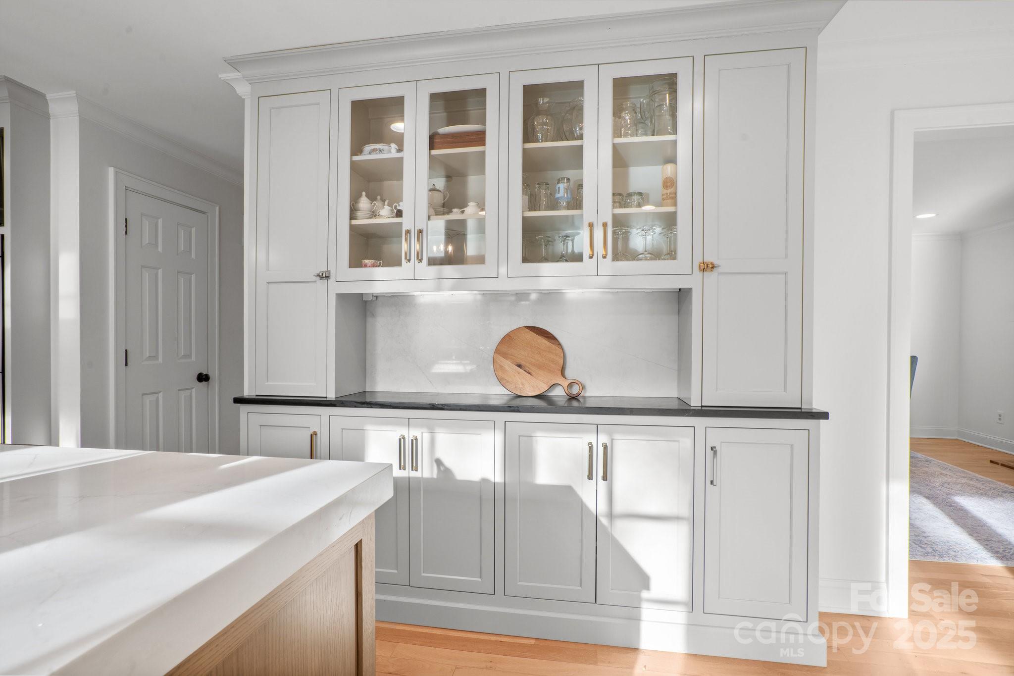Five Knolls Estates - Residential
