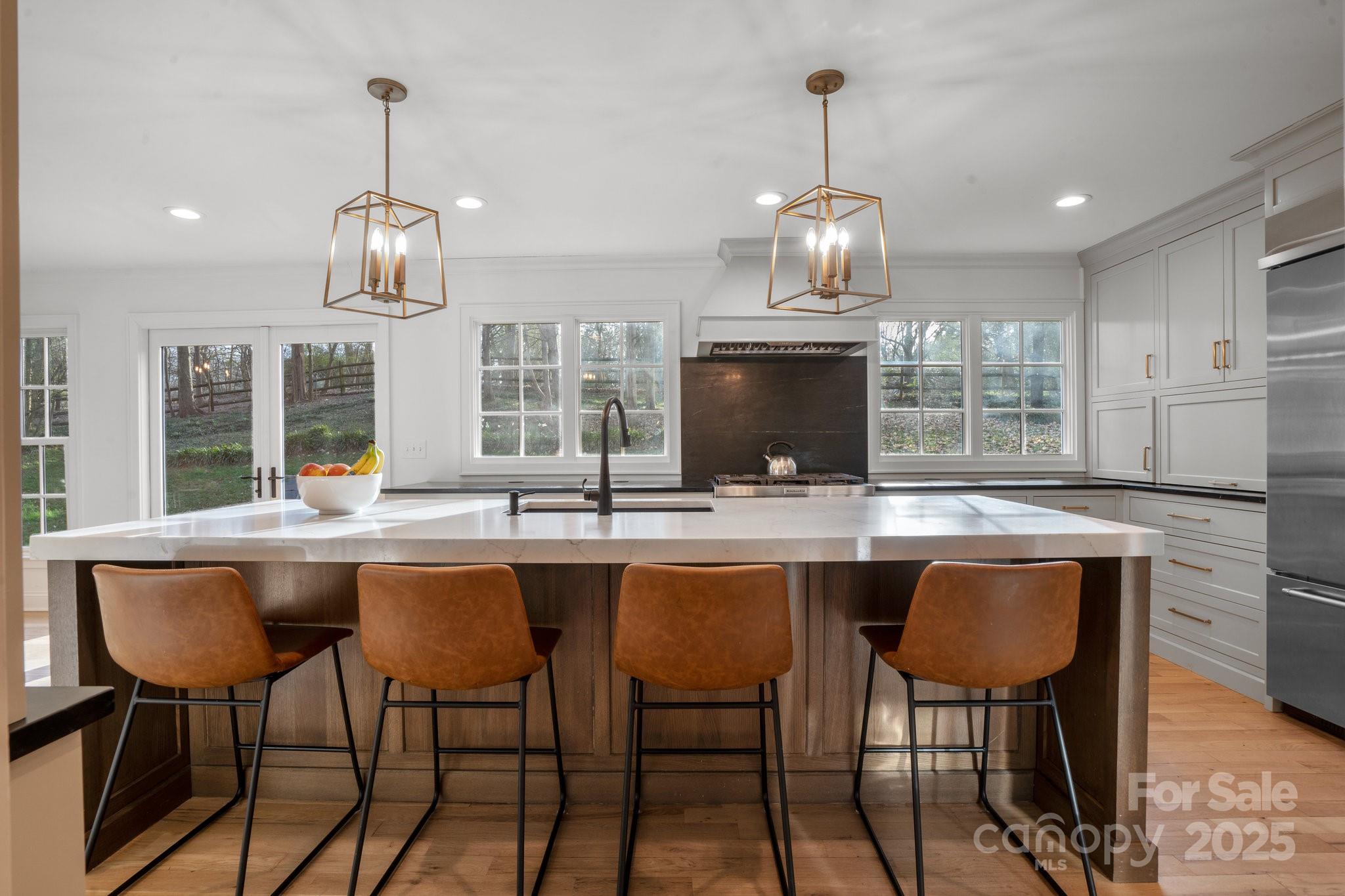 Five Knolls Estates - Residential