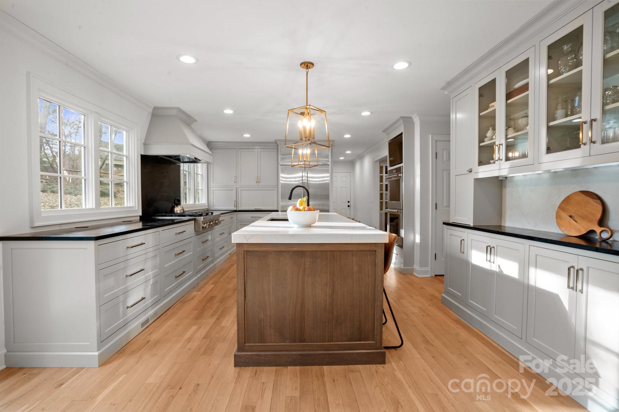 Five Knolls Estates - Residential
