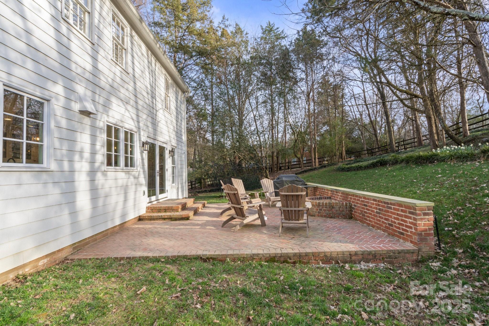 Five Knolls Estates - Residential