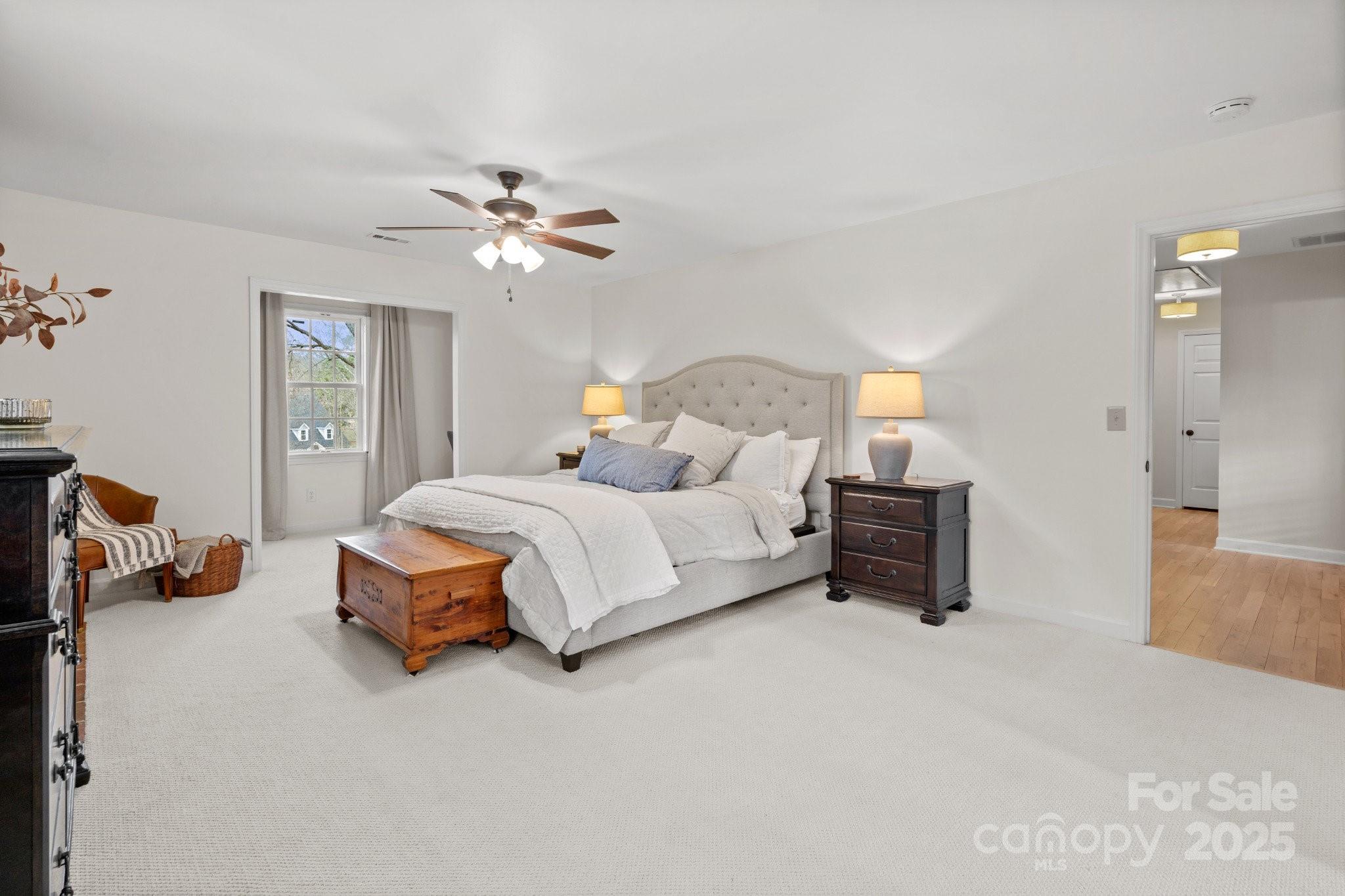 Five Knolls Estates - Residential