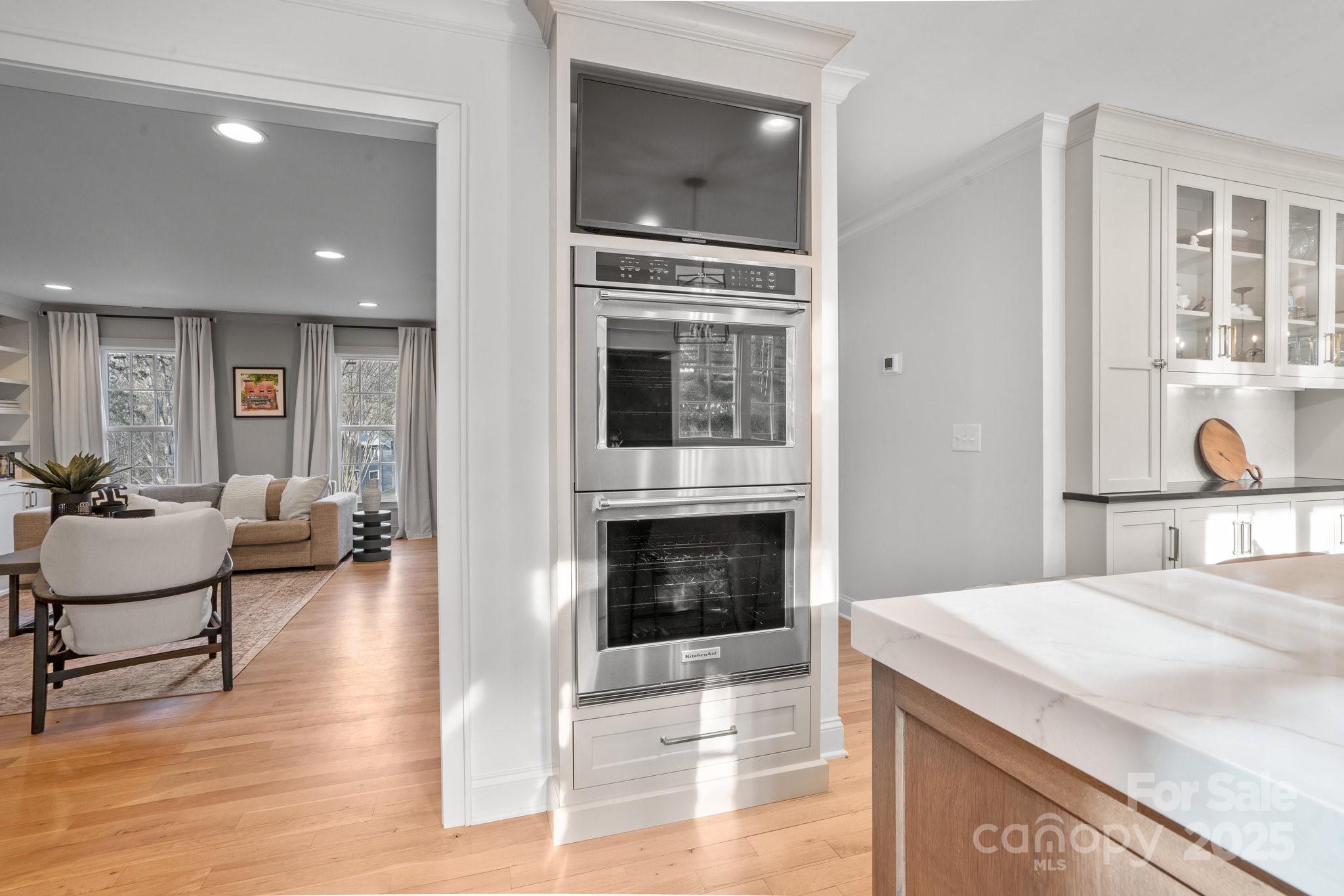 Five Knolls Estates - Residential