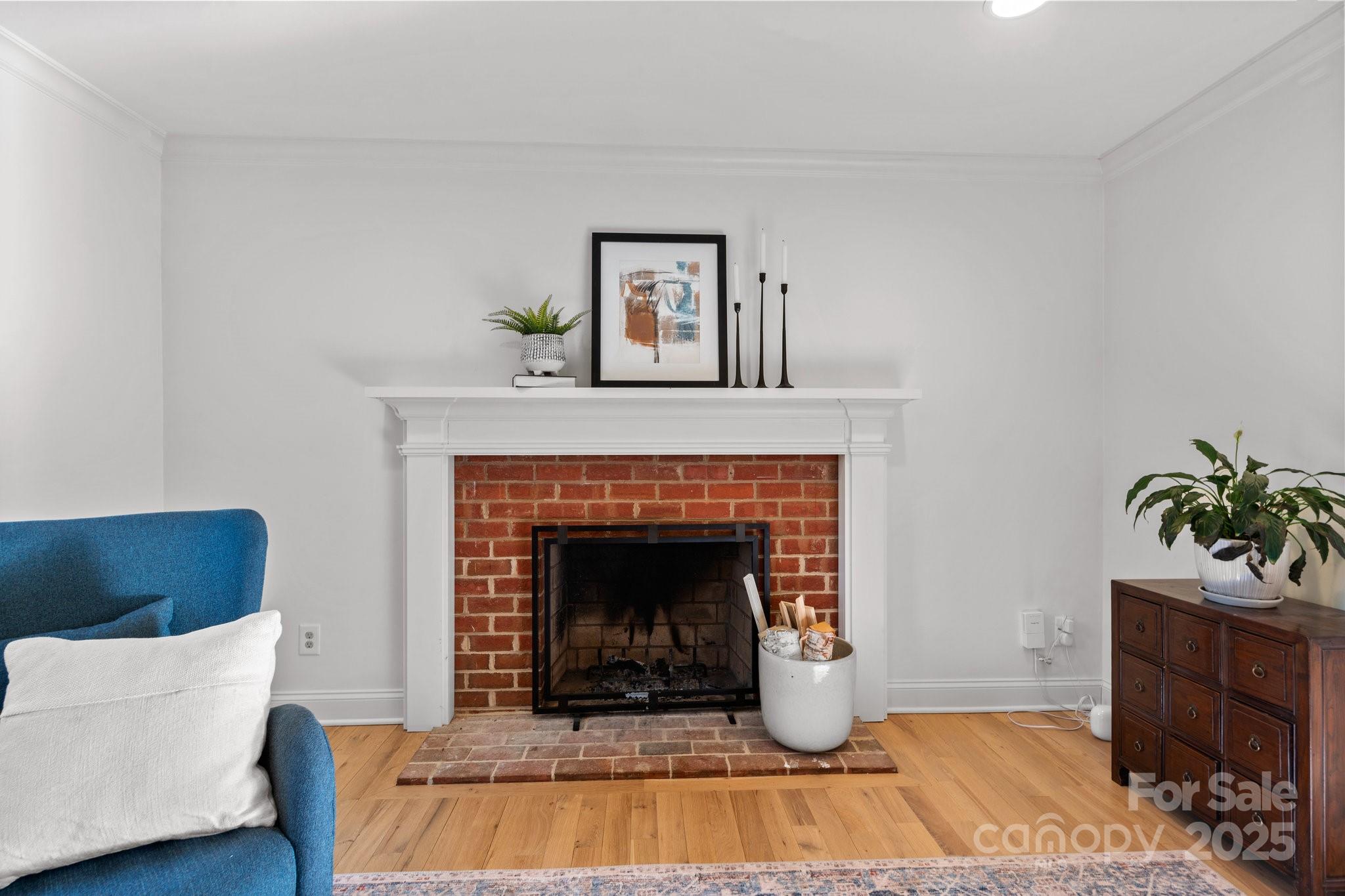 Five Knolls Estates - Residential