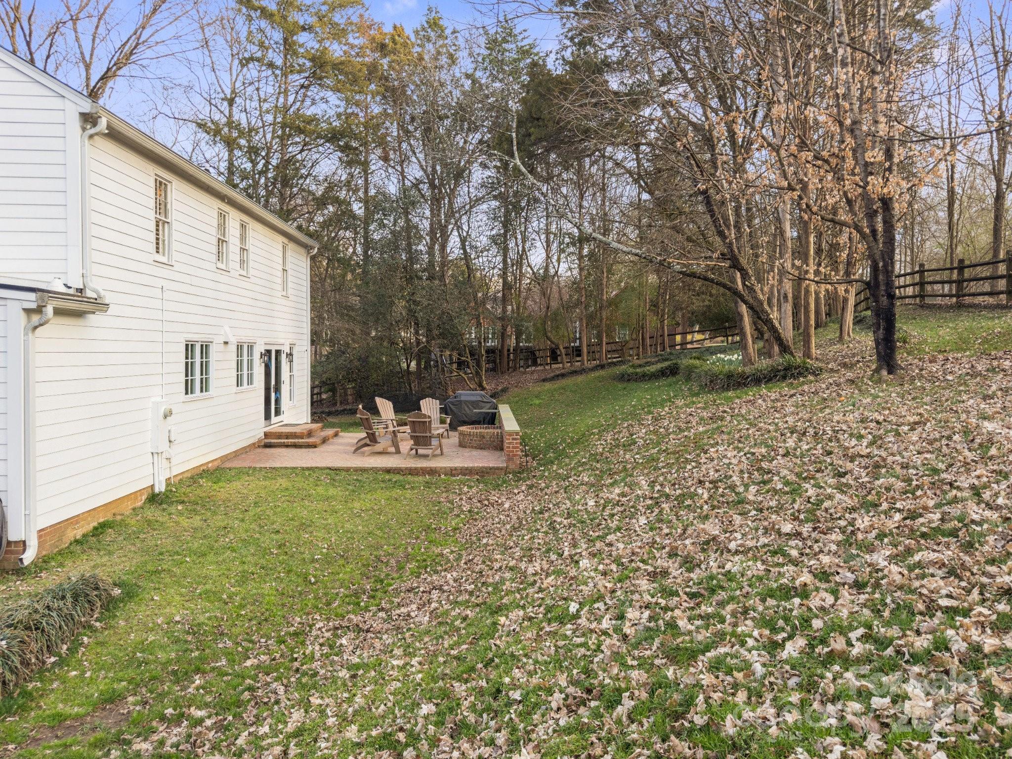 Five Knolls Estates - Residential
