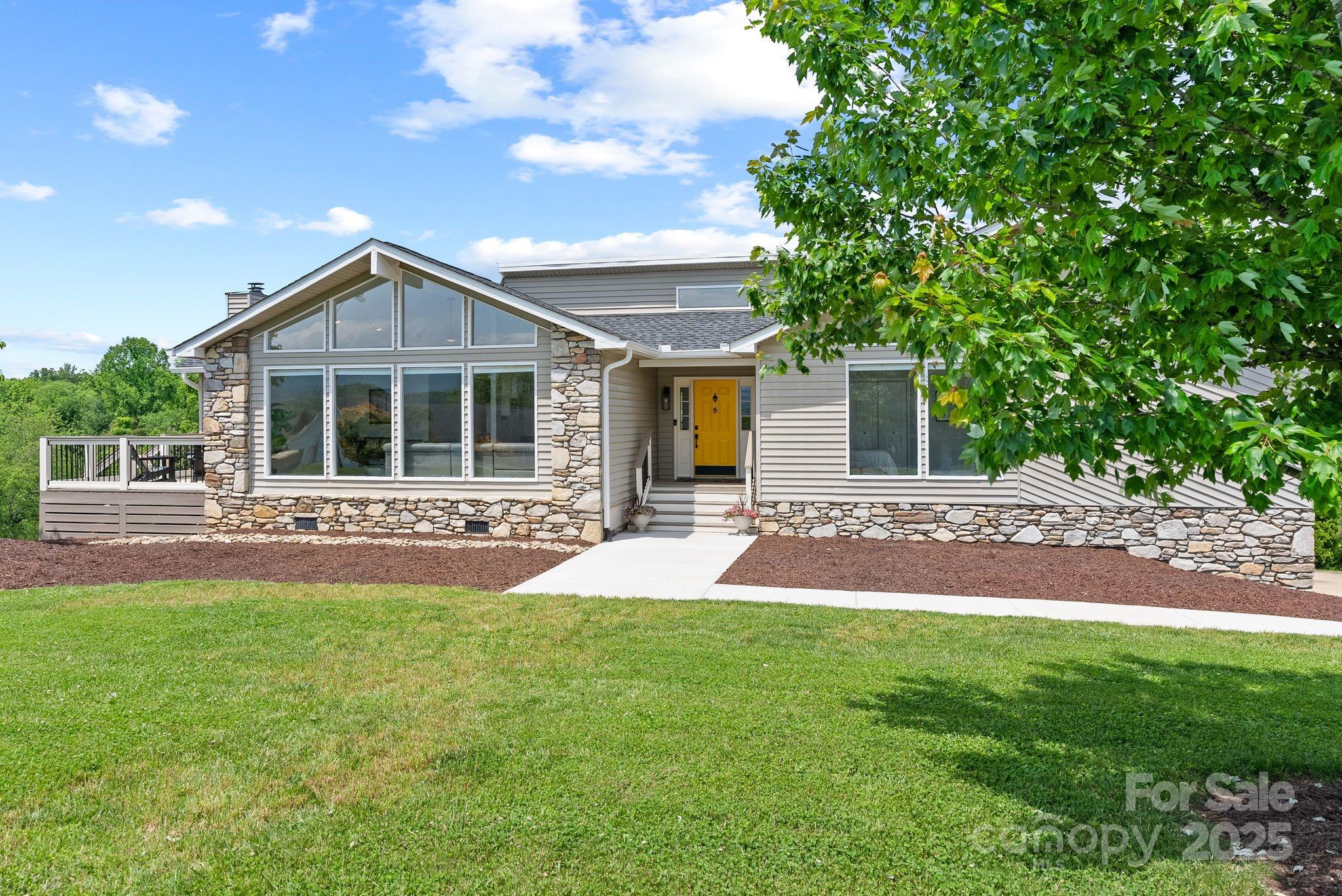 5 Loridon Drive