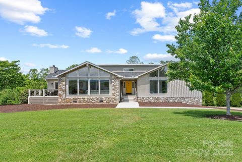 5 Loridon Drive Weaverville NC 28787