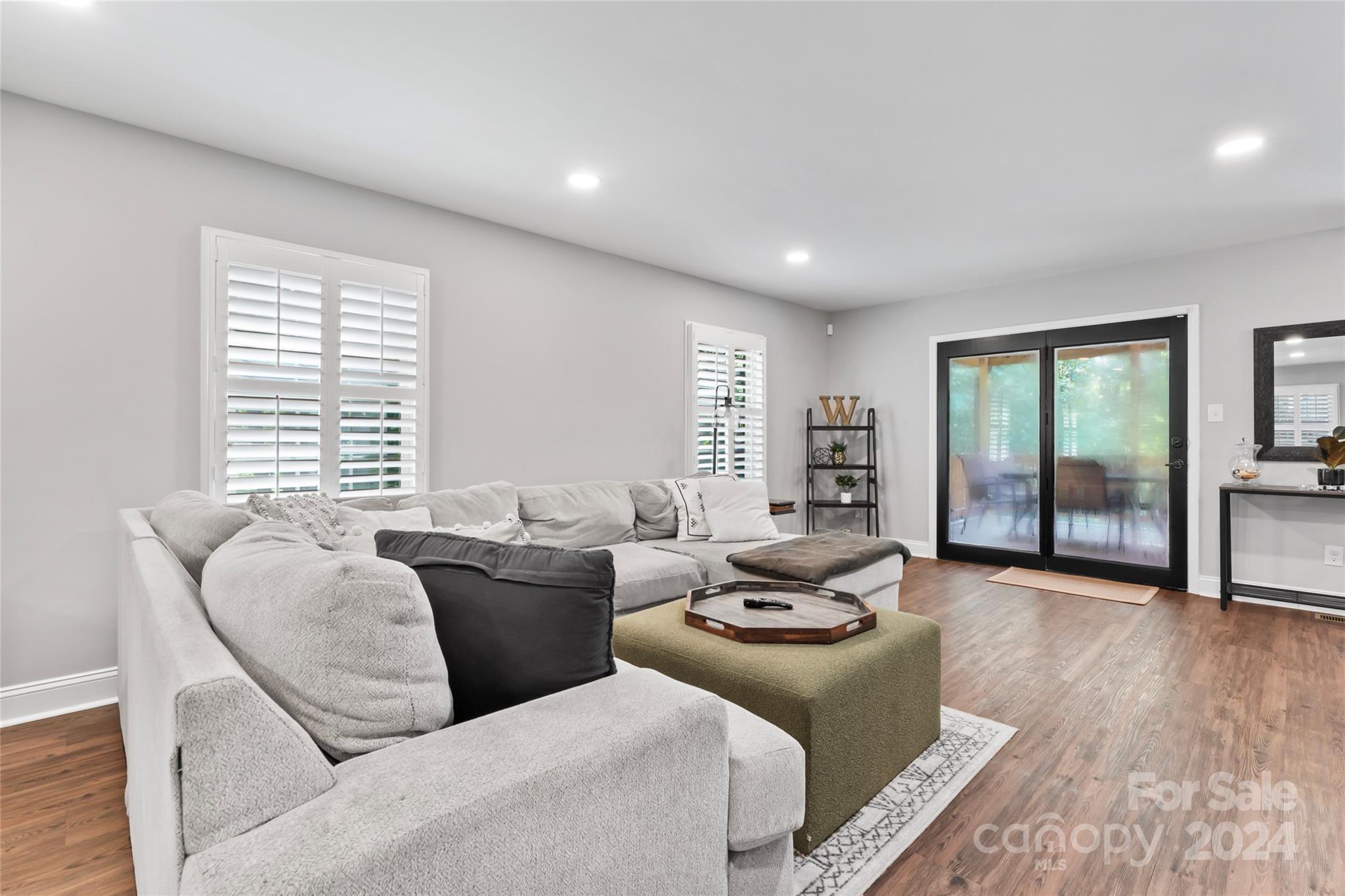 Black Horse Run - Residential