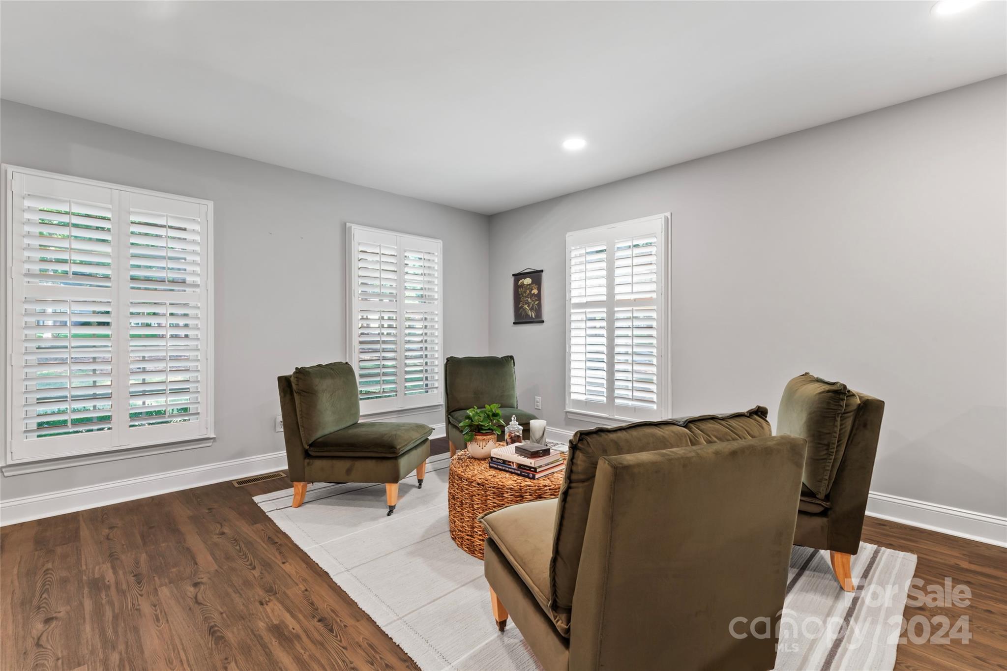 Black Horse Run - Residential