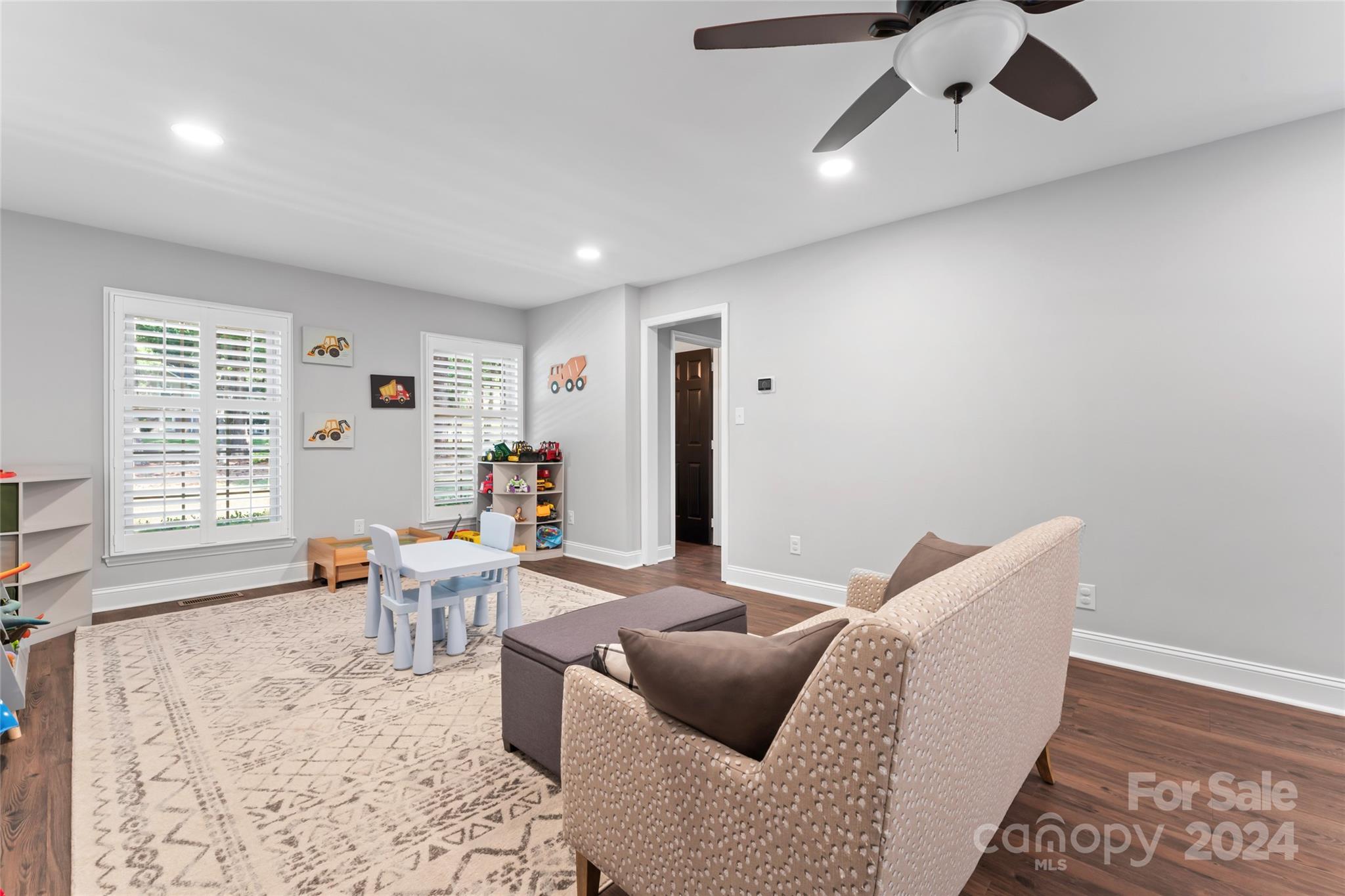 Black Horse Run - Residential