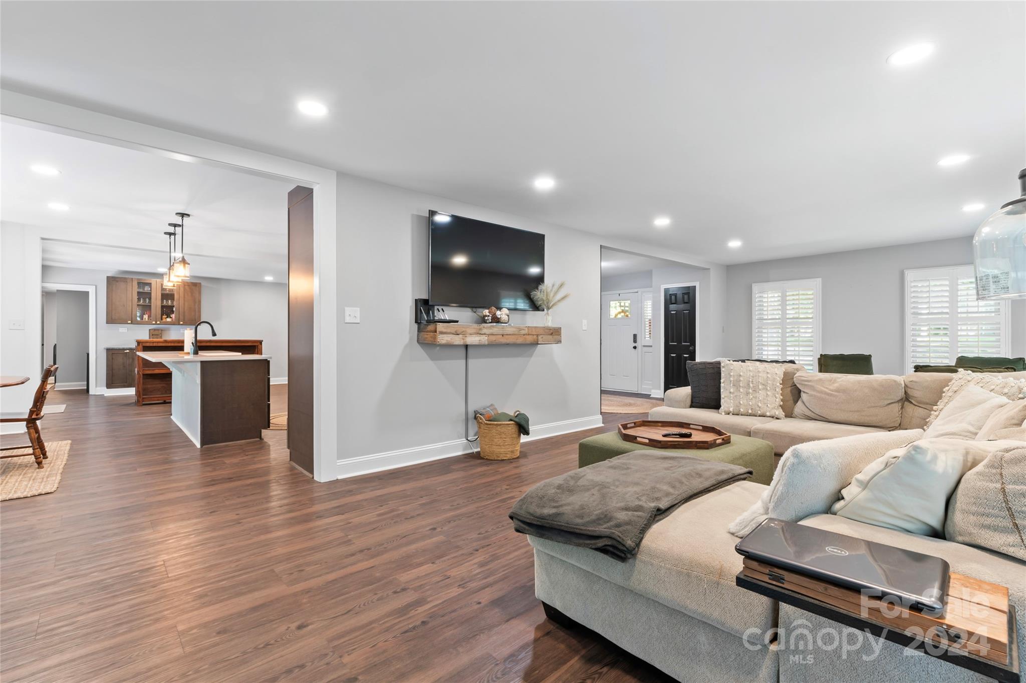 Black Horse Run - Residential