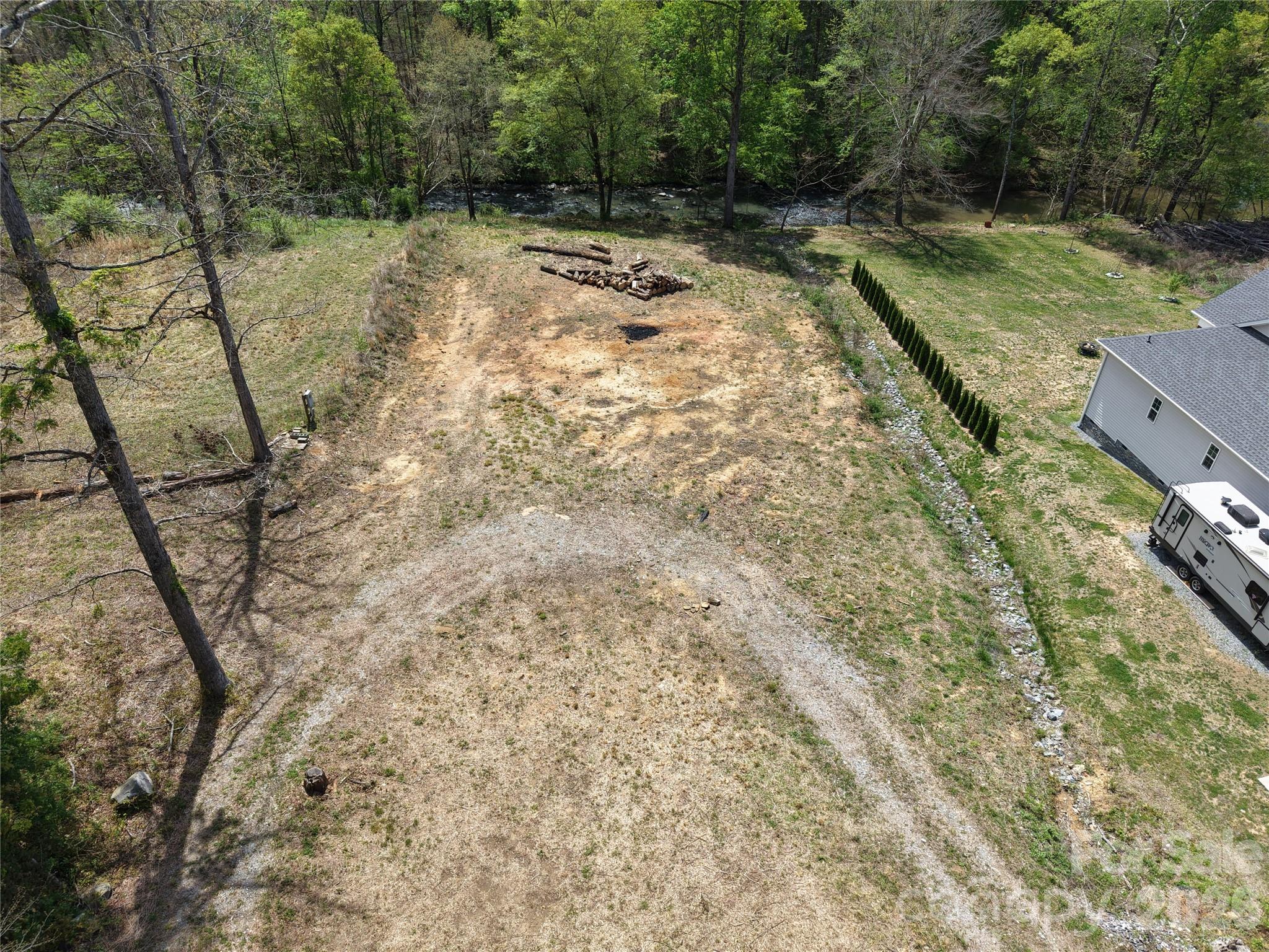 16 Creston Circle 16