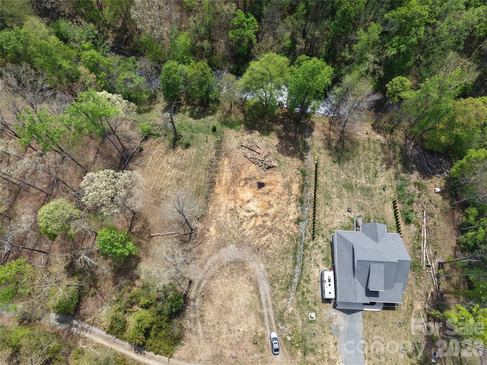 16 Creston Circle 16