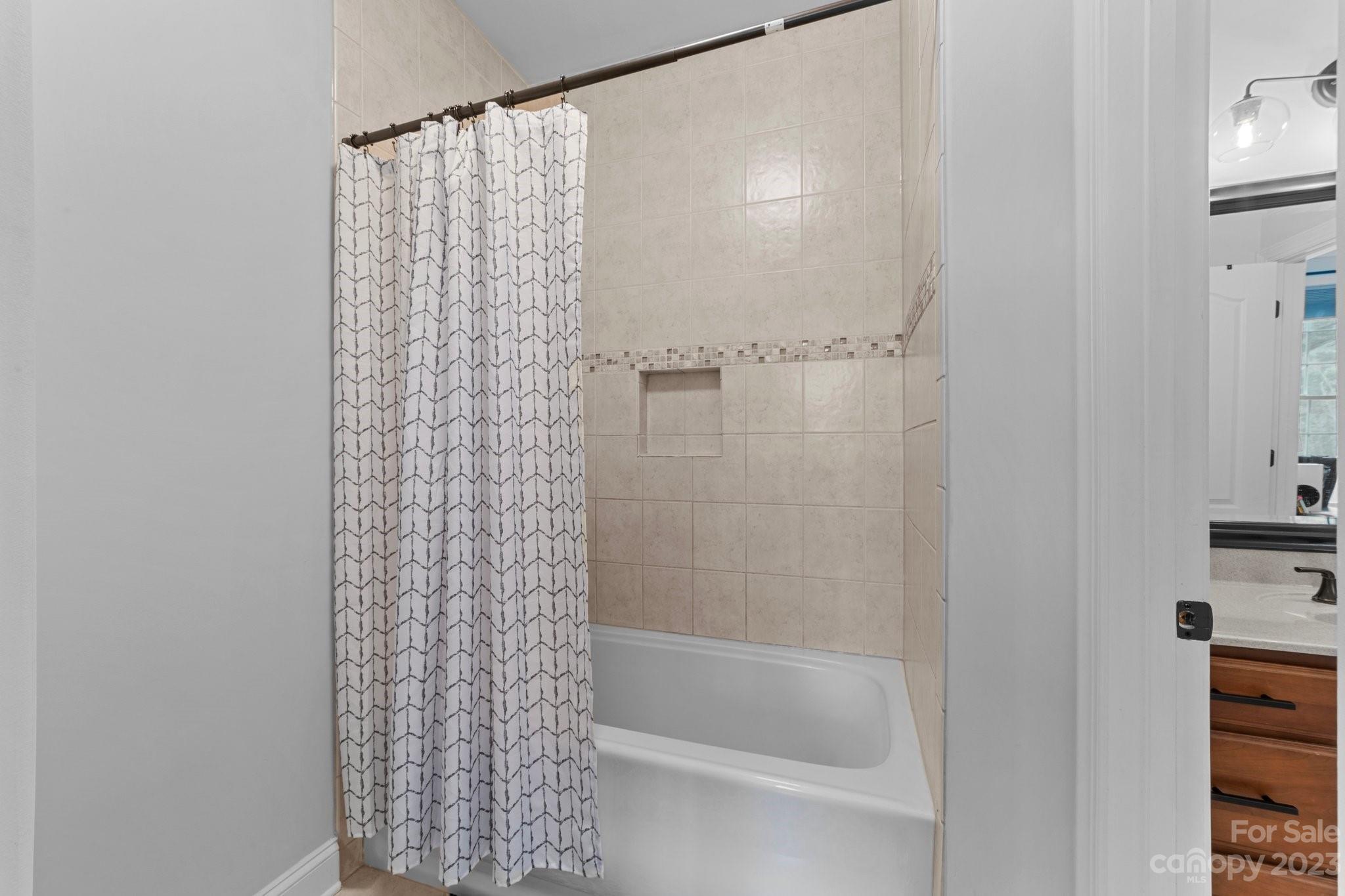 The Preserve at Kinsley Lakes - Residential