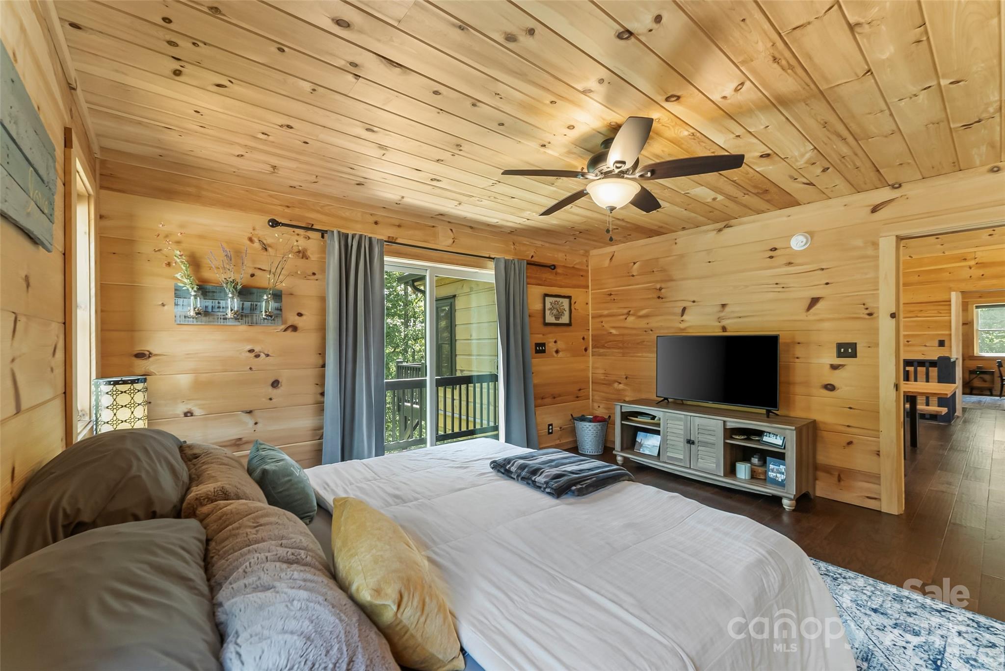 Old Wildlife Club - Residential