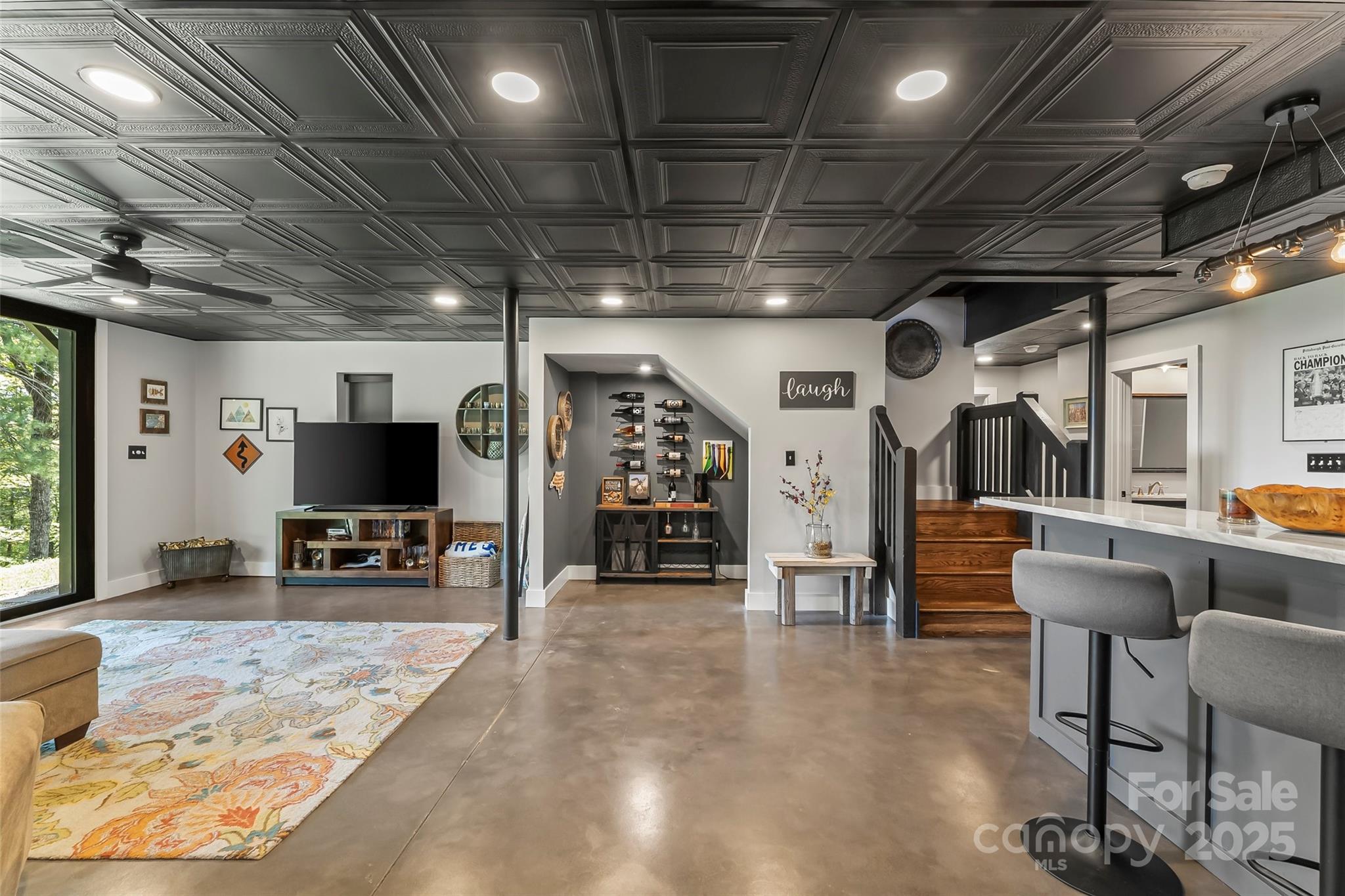 Old Wildlife Club - Residential