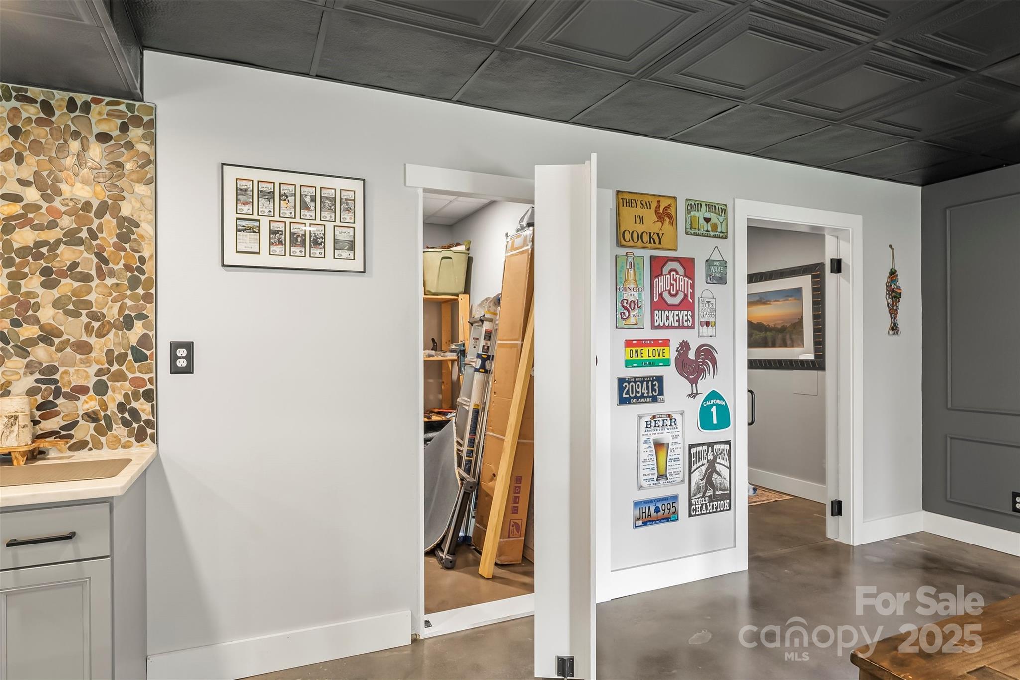 Old Wildlife Club - Residential