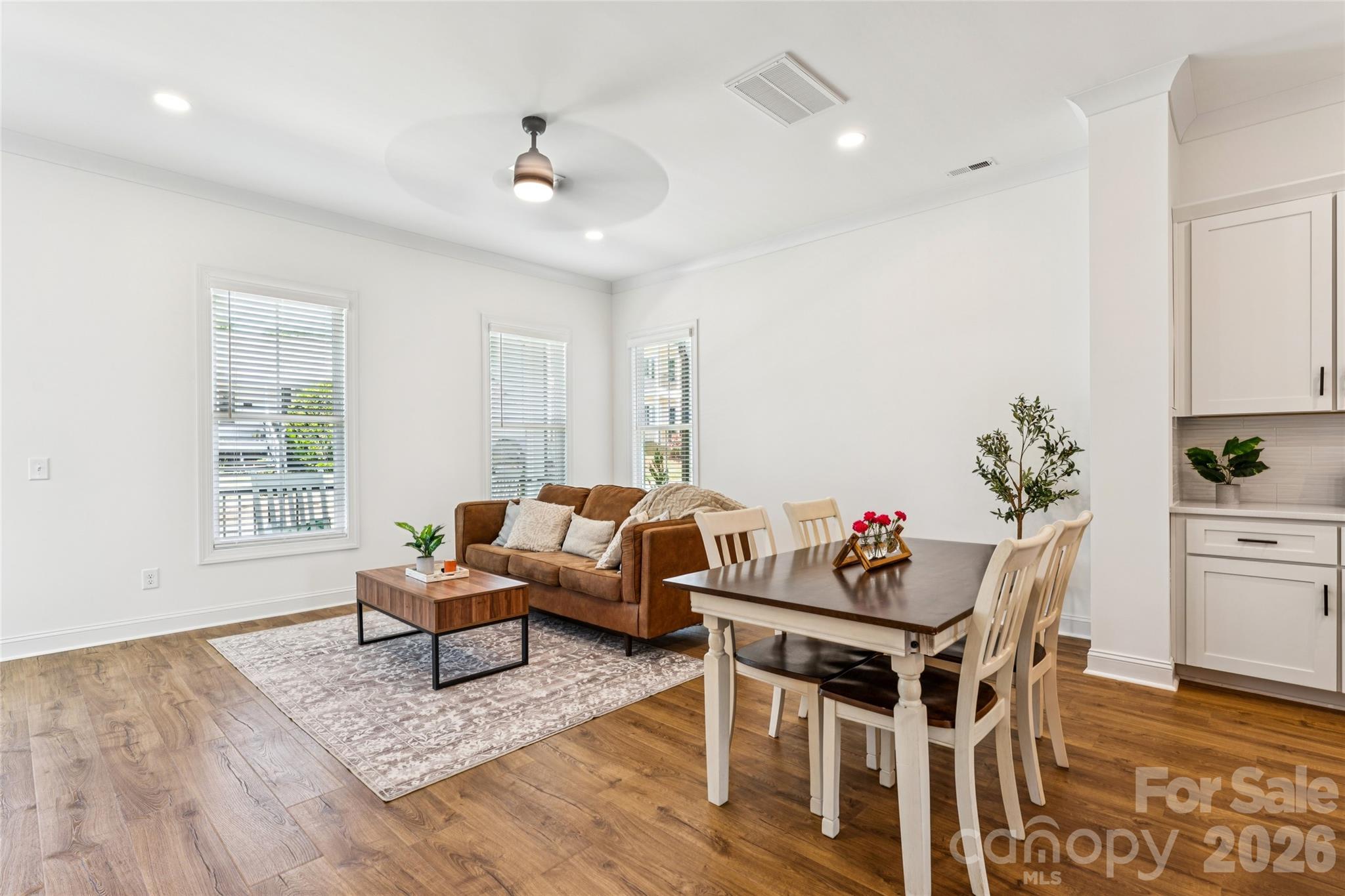 Magnolia - Residential