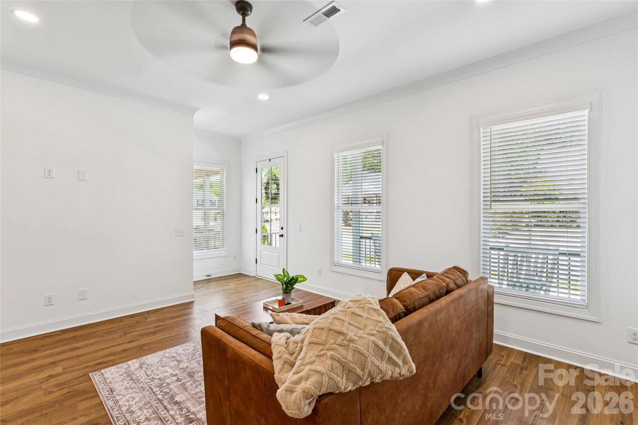 Magnolia - Residential