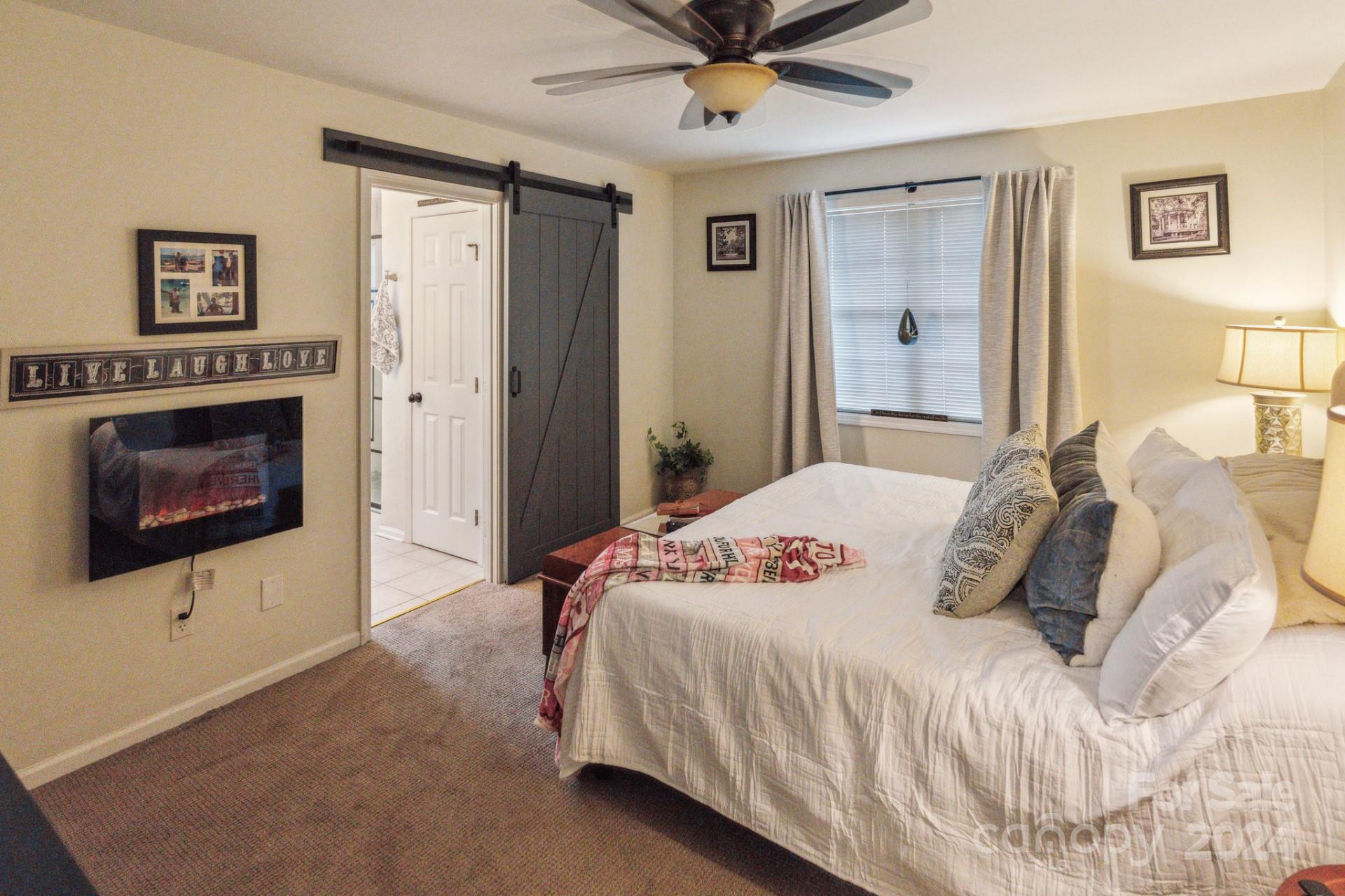 Swinging Bridge - Residential