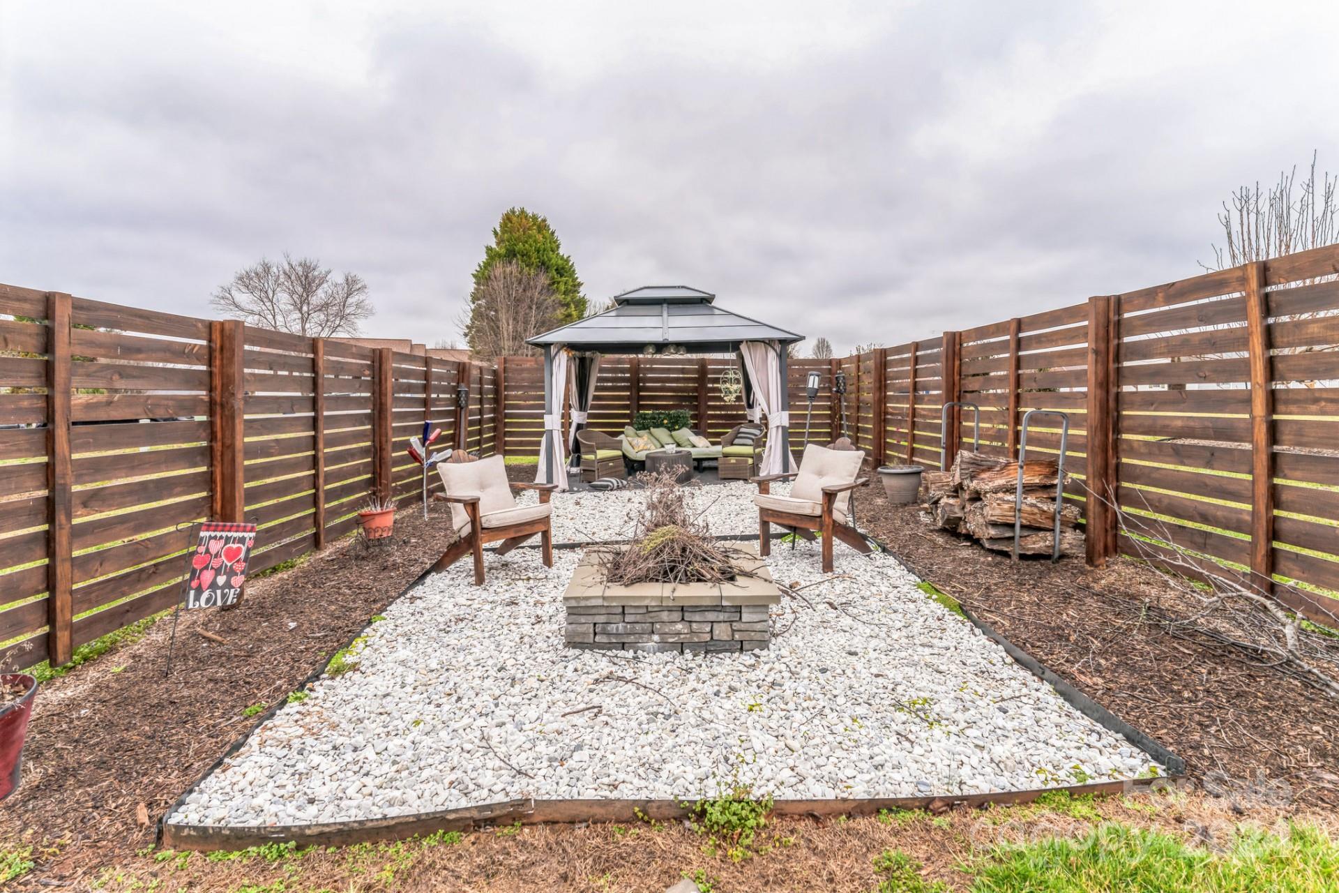 Swinging Bridge - Residential