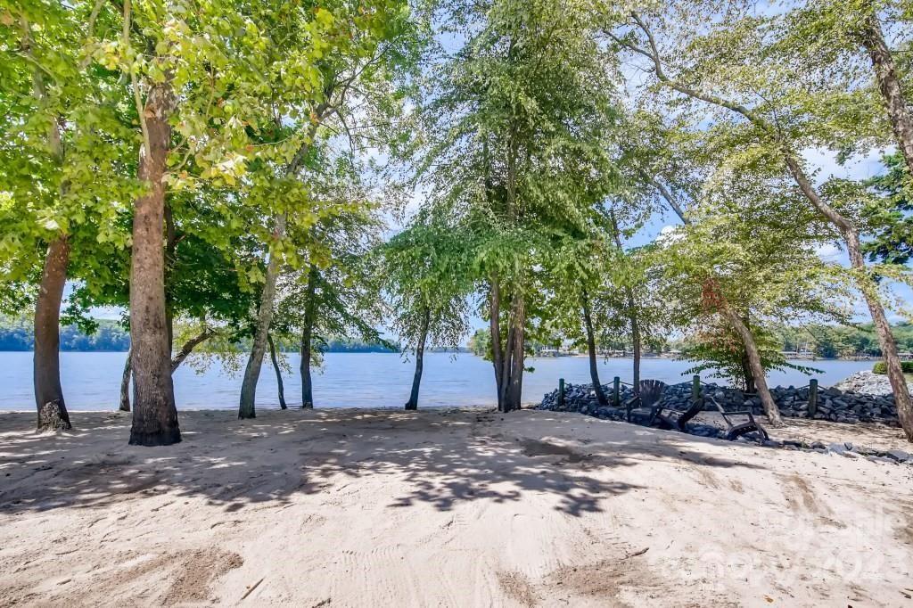 Reflection Pointe - Land