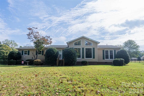 Photo of 1440 Barbara Drive, Cherryville, NC 28021 (MLS # 4428030)