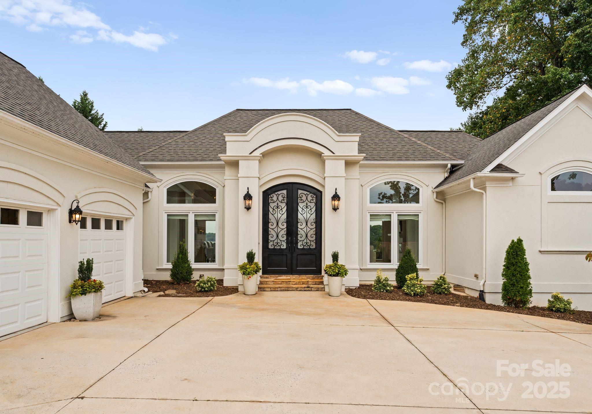 Stonemarker Pointe - Residential