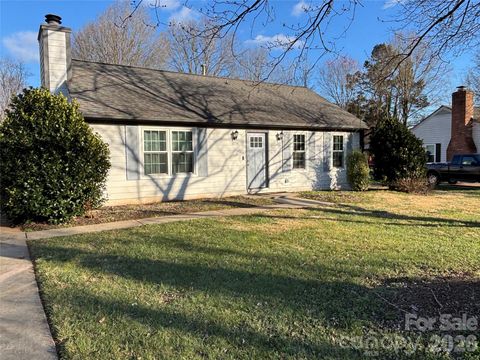 6724 Woodwedge Drive Charlotte NC 28227