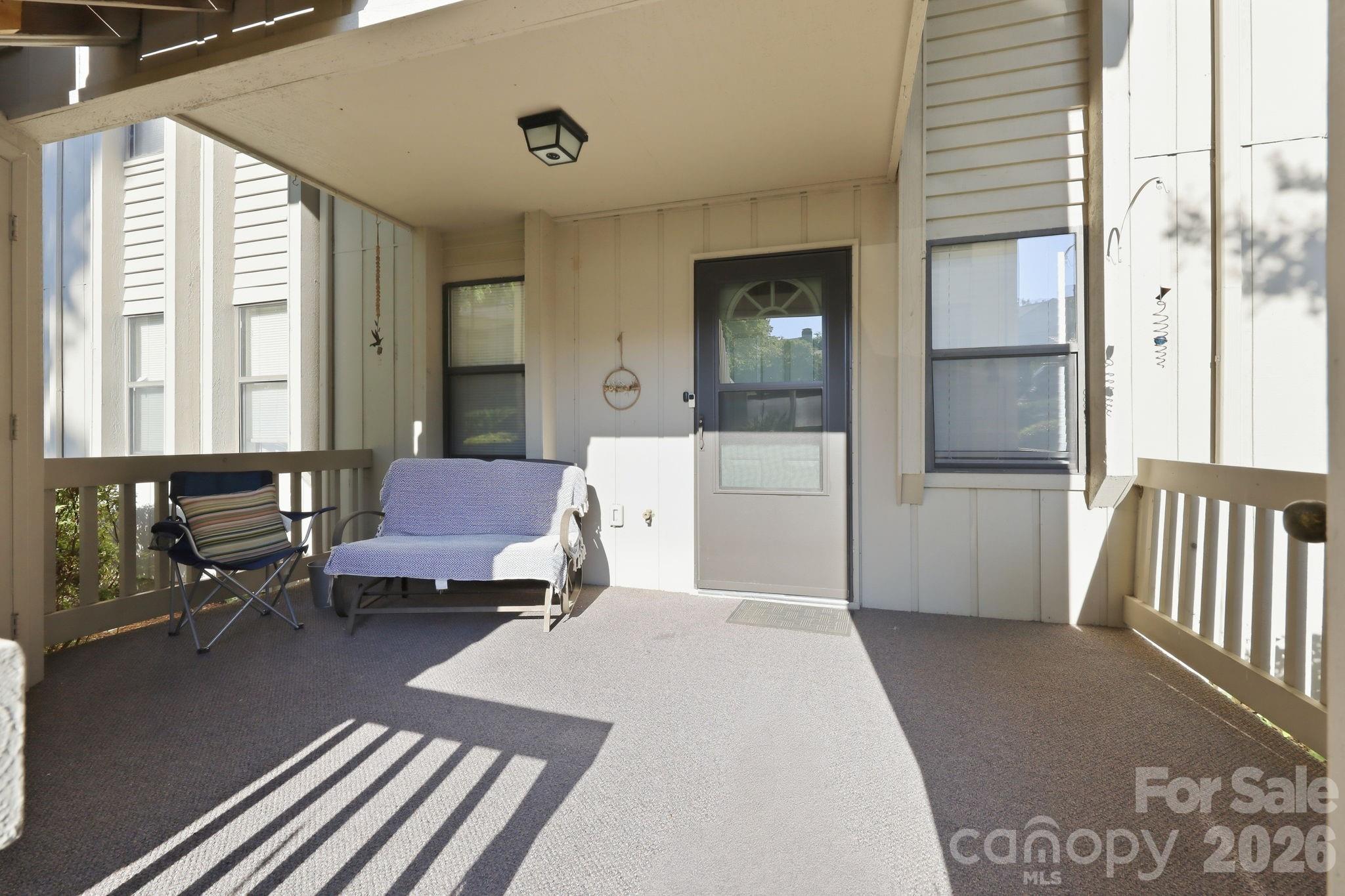 1503 Abbey Circle