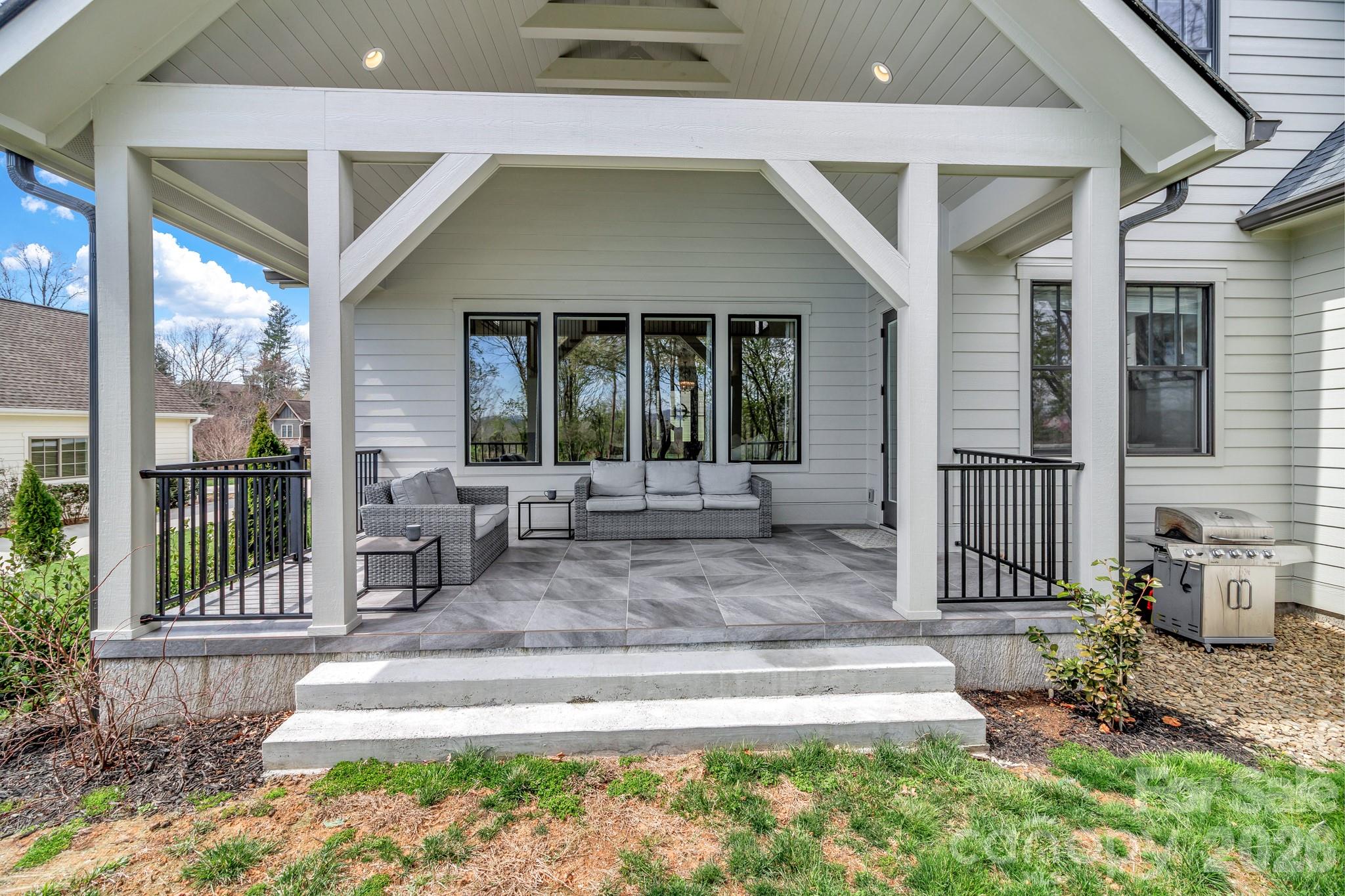 Hollabrook Farm - Residential