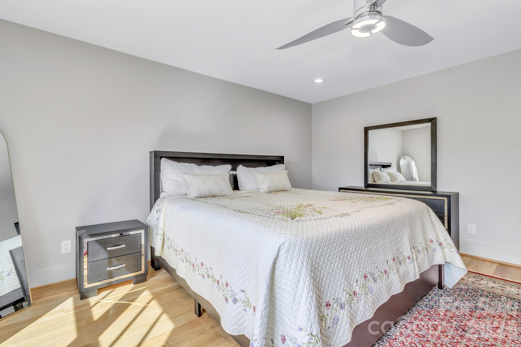 Hollabrook Farm - Residential