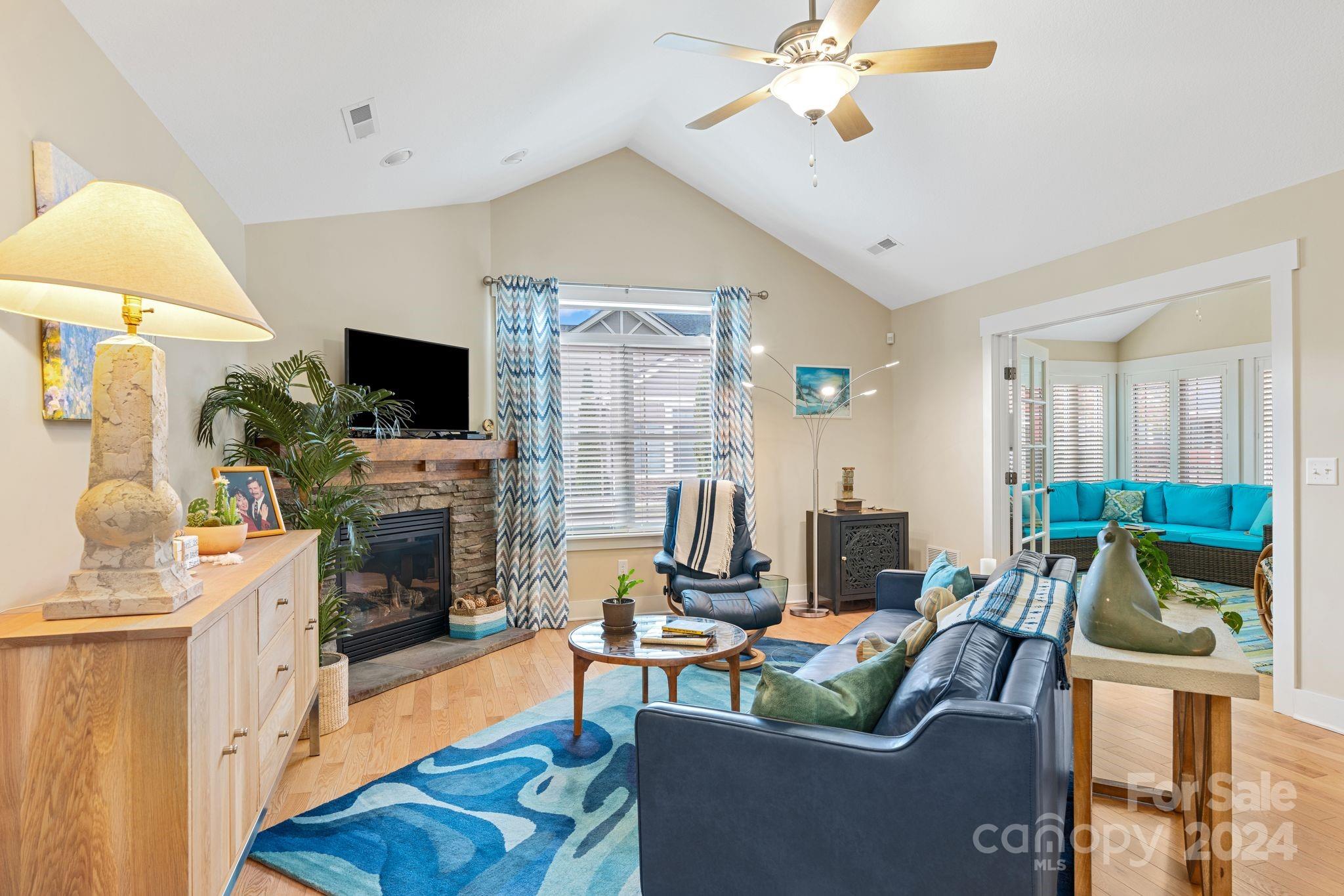 15 Westfield Way