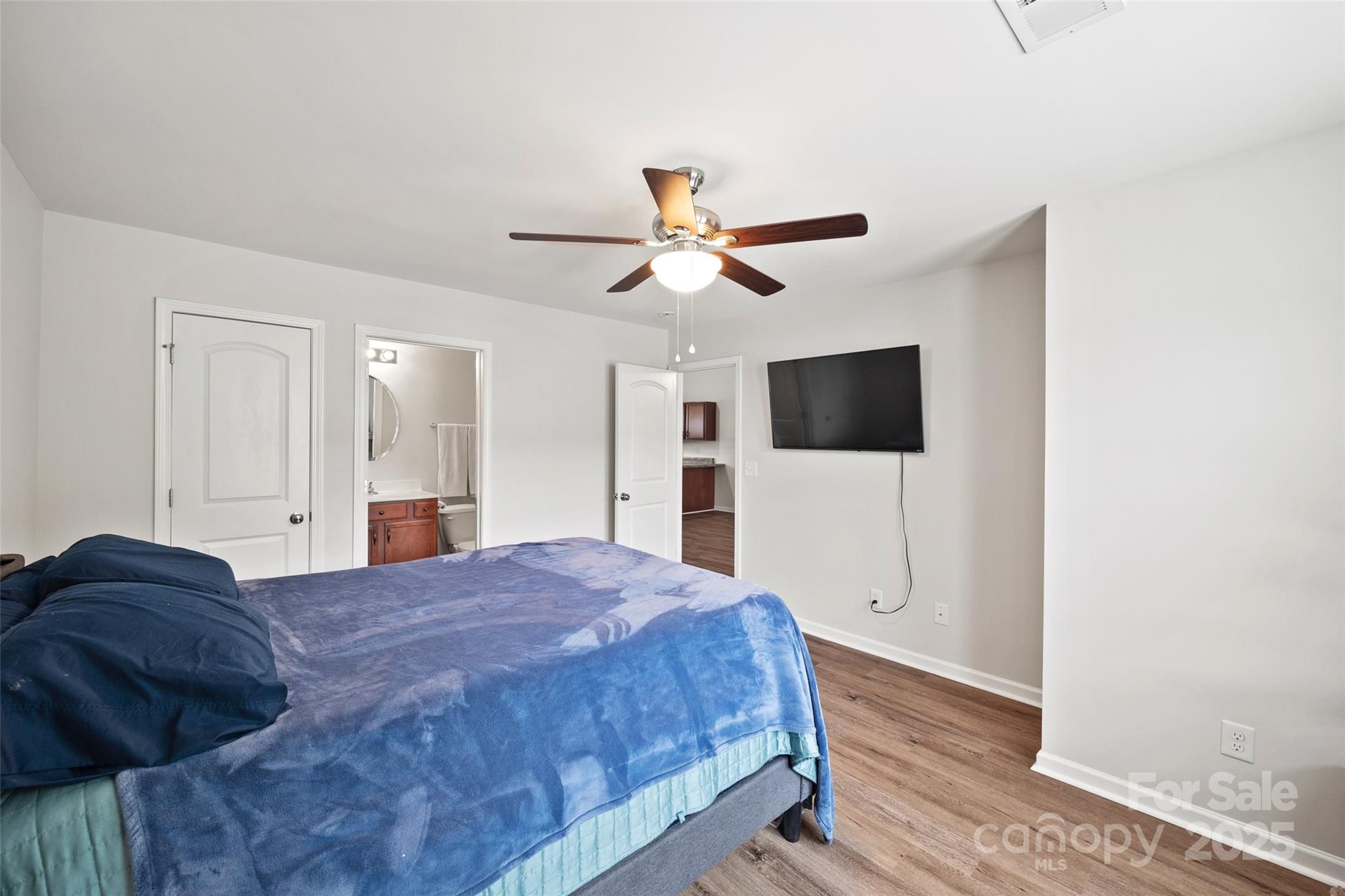 Mountain Island Village - Residential