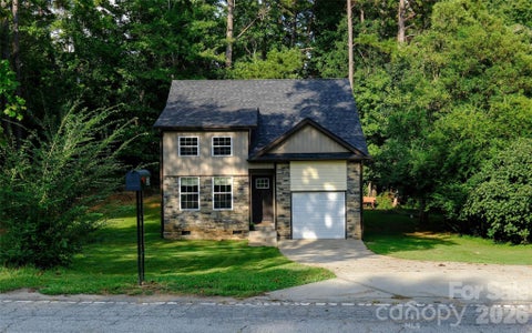 Photo of 524 Asbury Drive, Landrum, SC 29356 (MLS # 4428631)