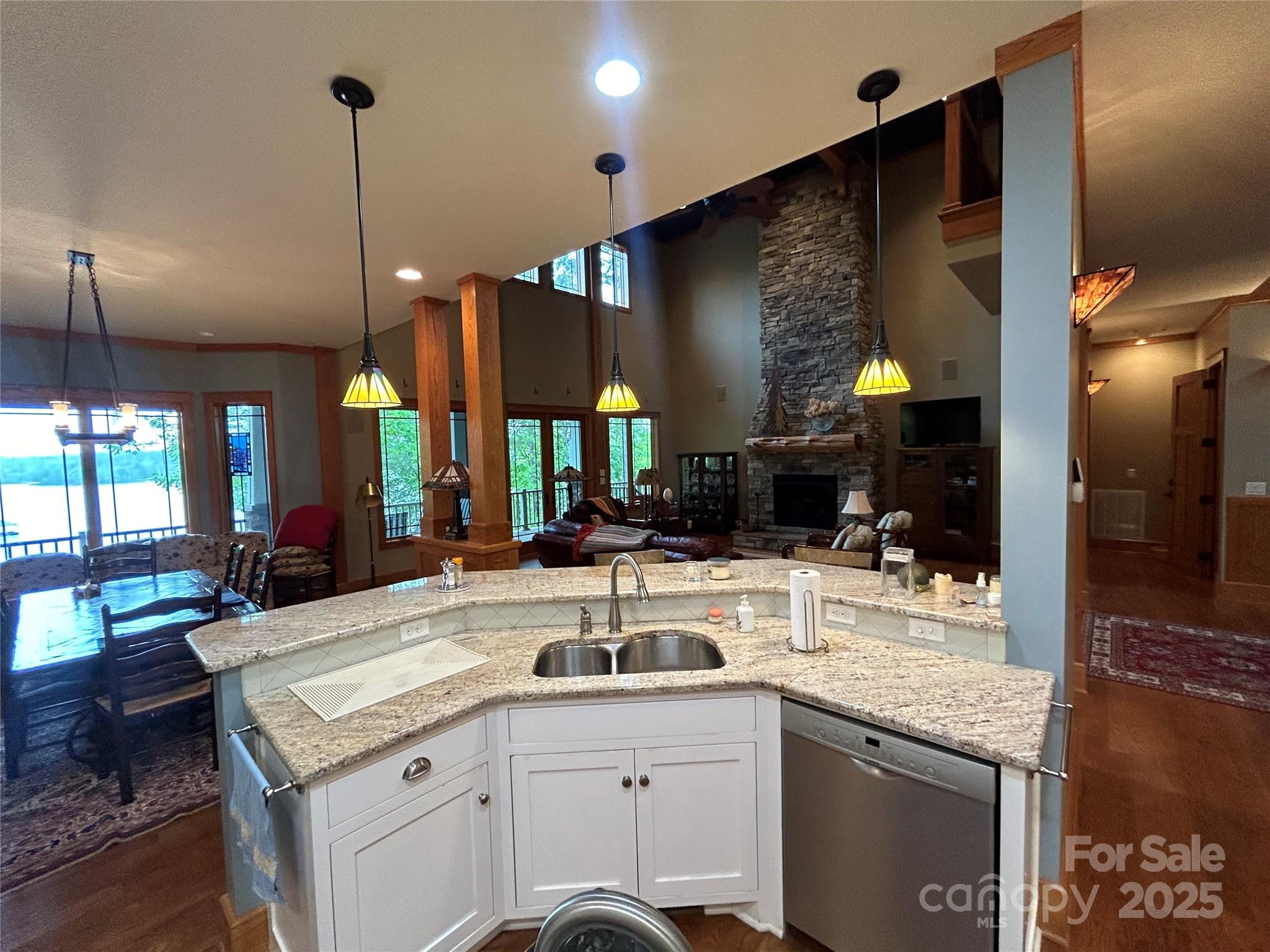 Paradise Harbor - Residential