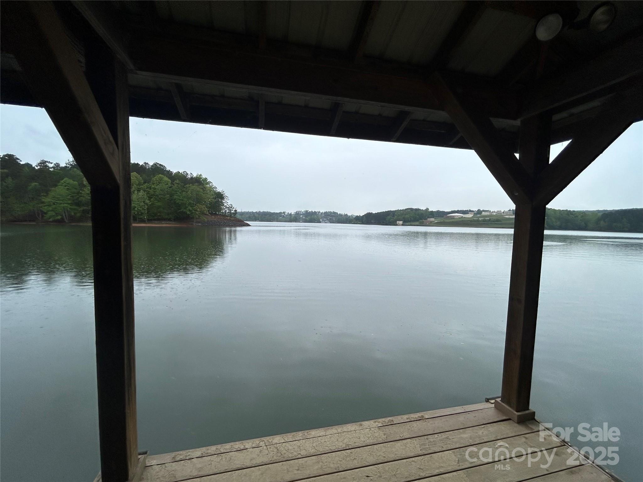 Paradise Harbor - Residential