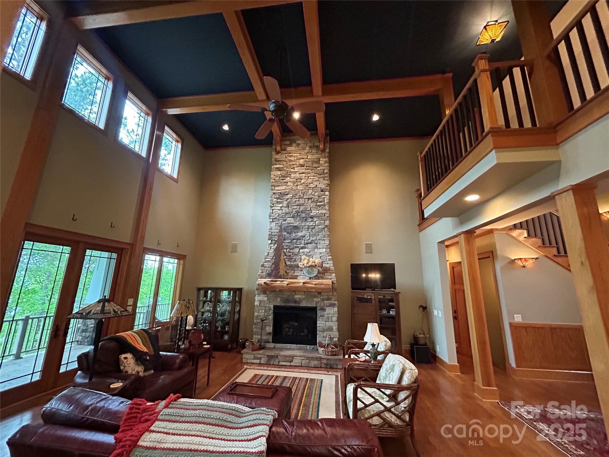 Paradise Harbor - Residential