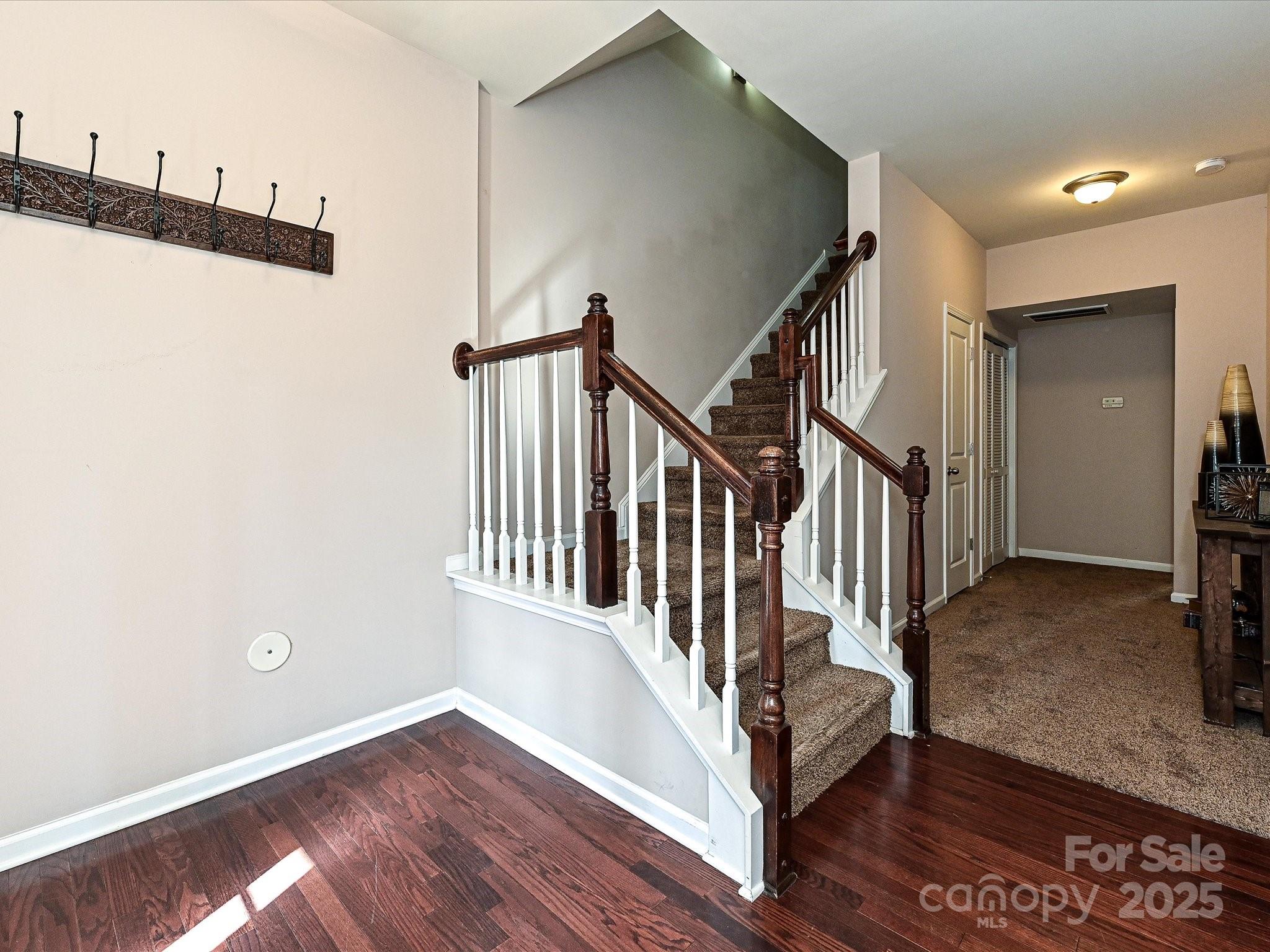 14121 Winford Lane