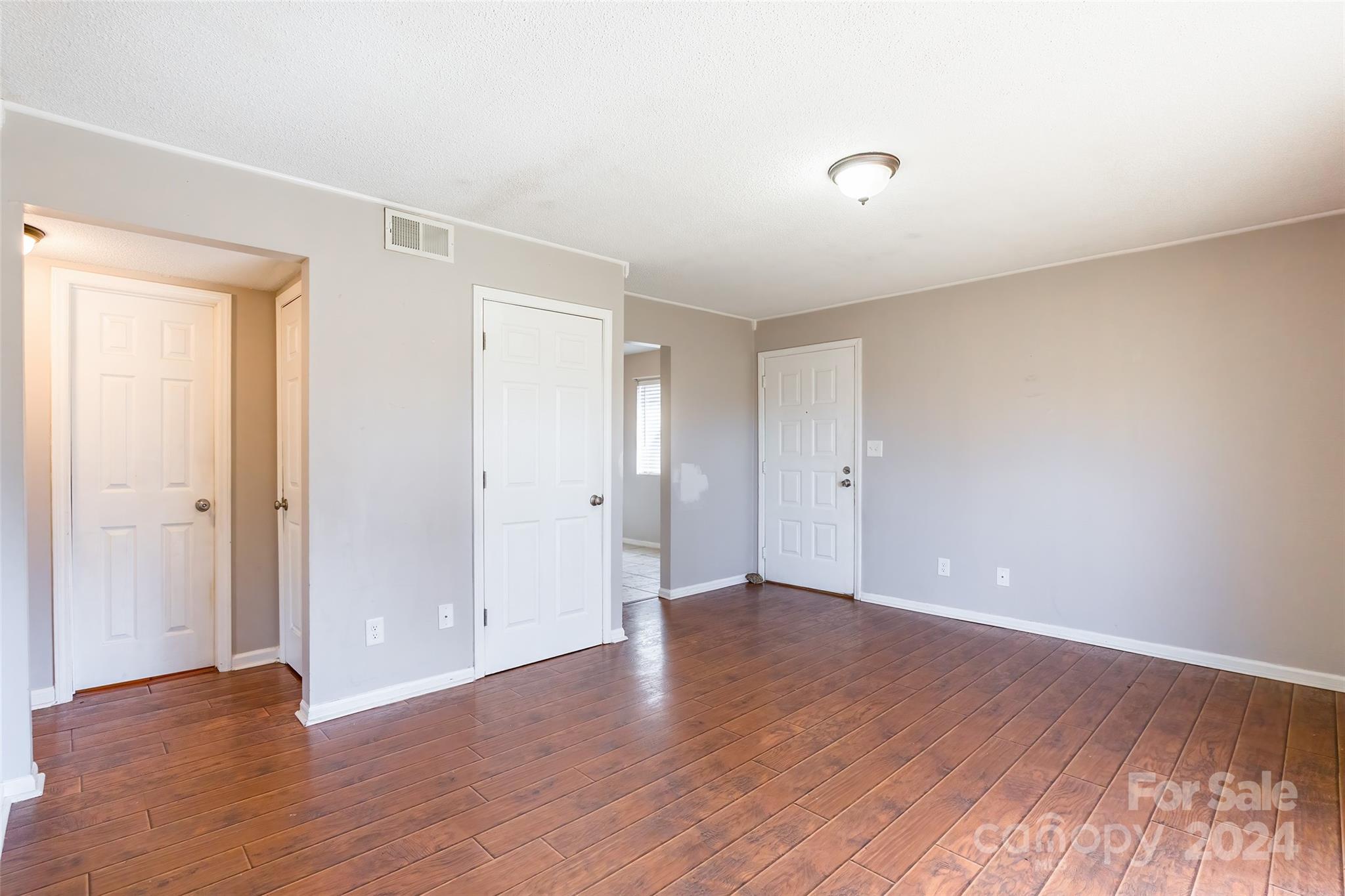 Riverview Villas - Residential