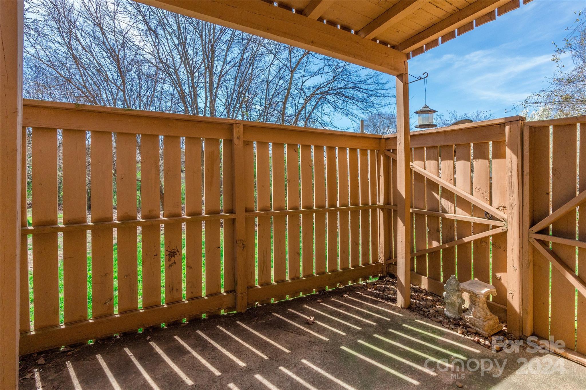 Riverview Villas - Residential