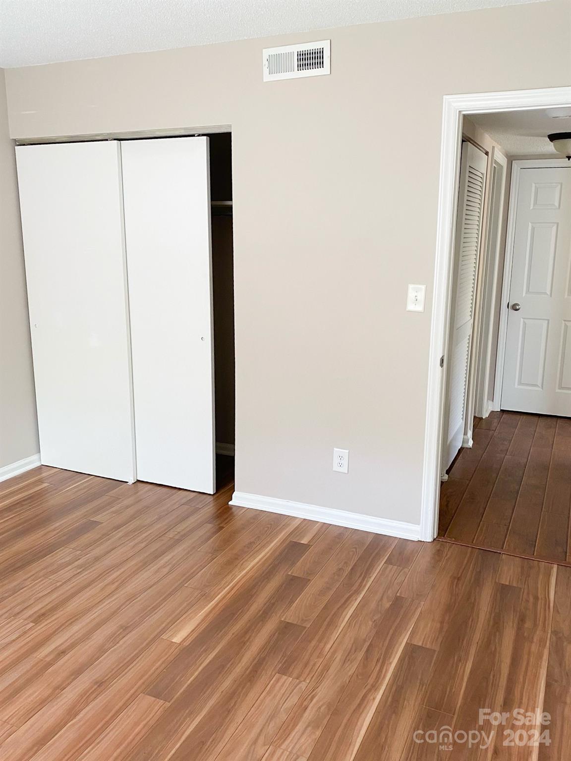 Riverview Villas - Residential