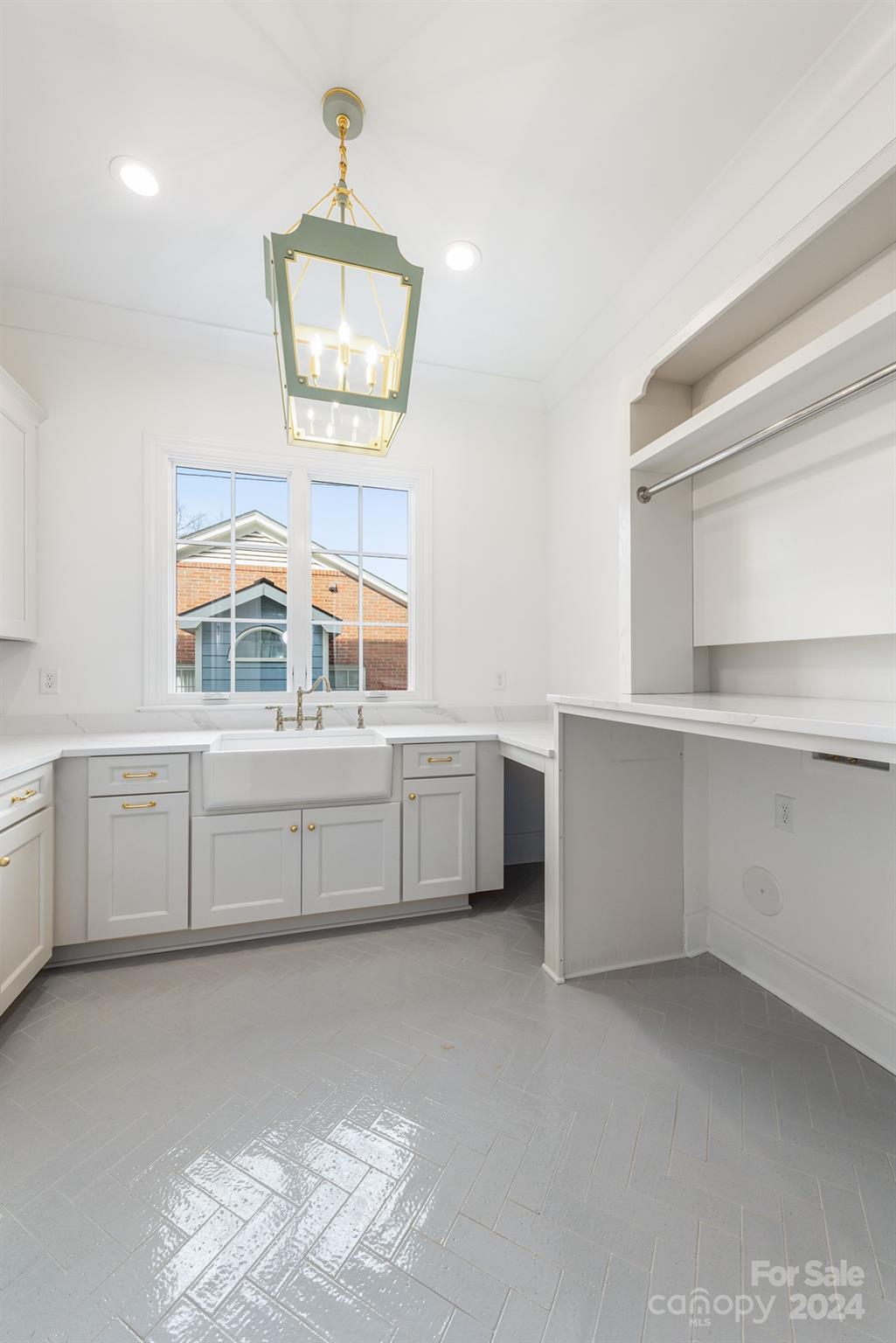 Barclay Downs - Residential