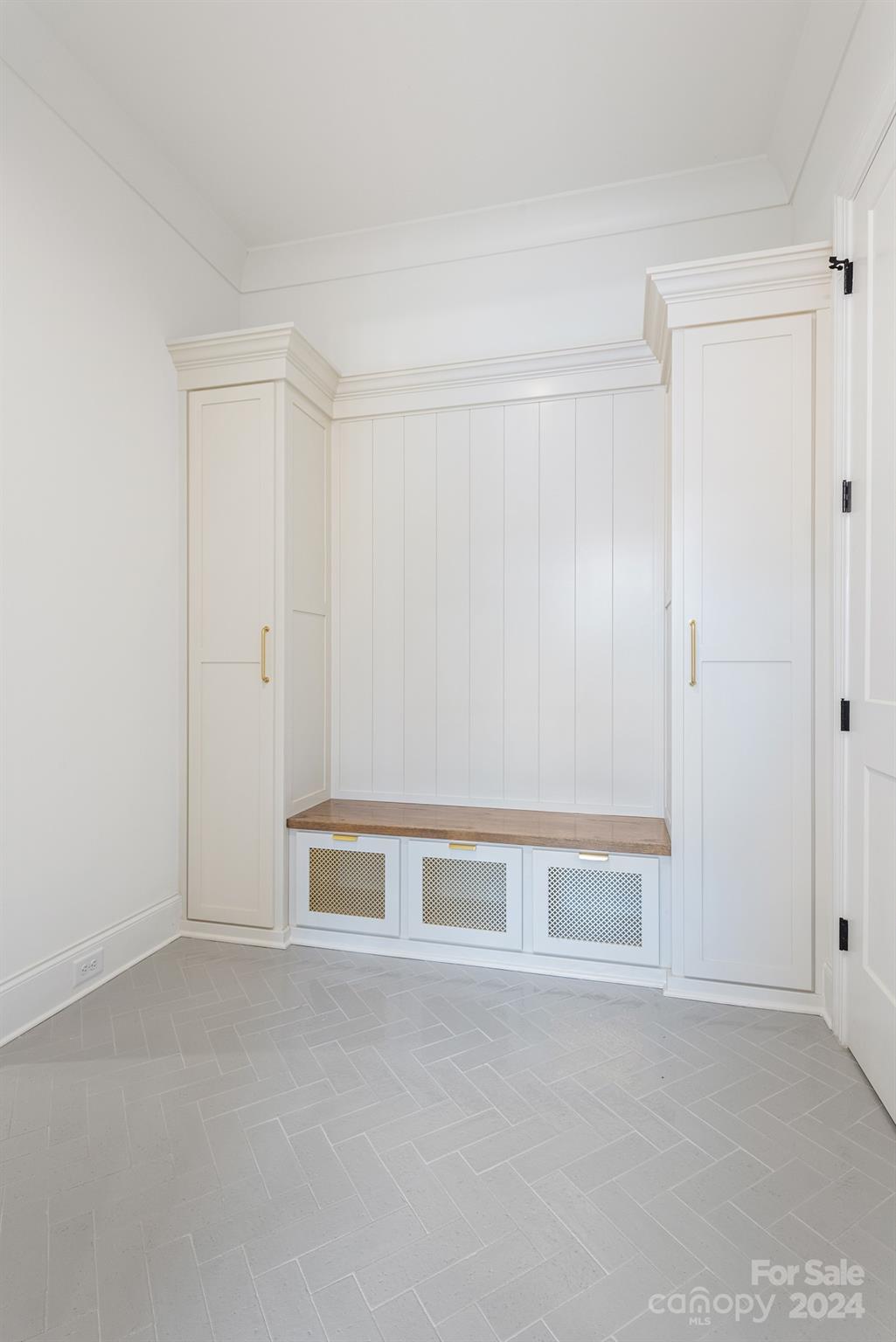 Barclay Downs - Residential