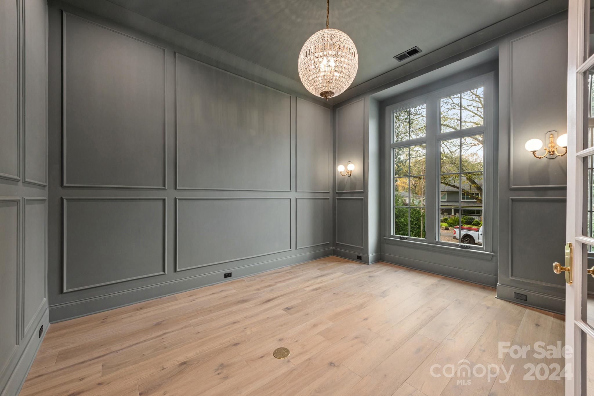 Barclay Downs - Residential