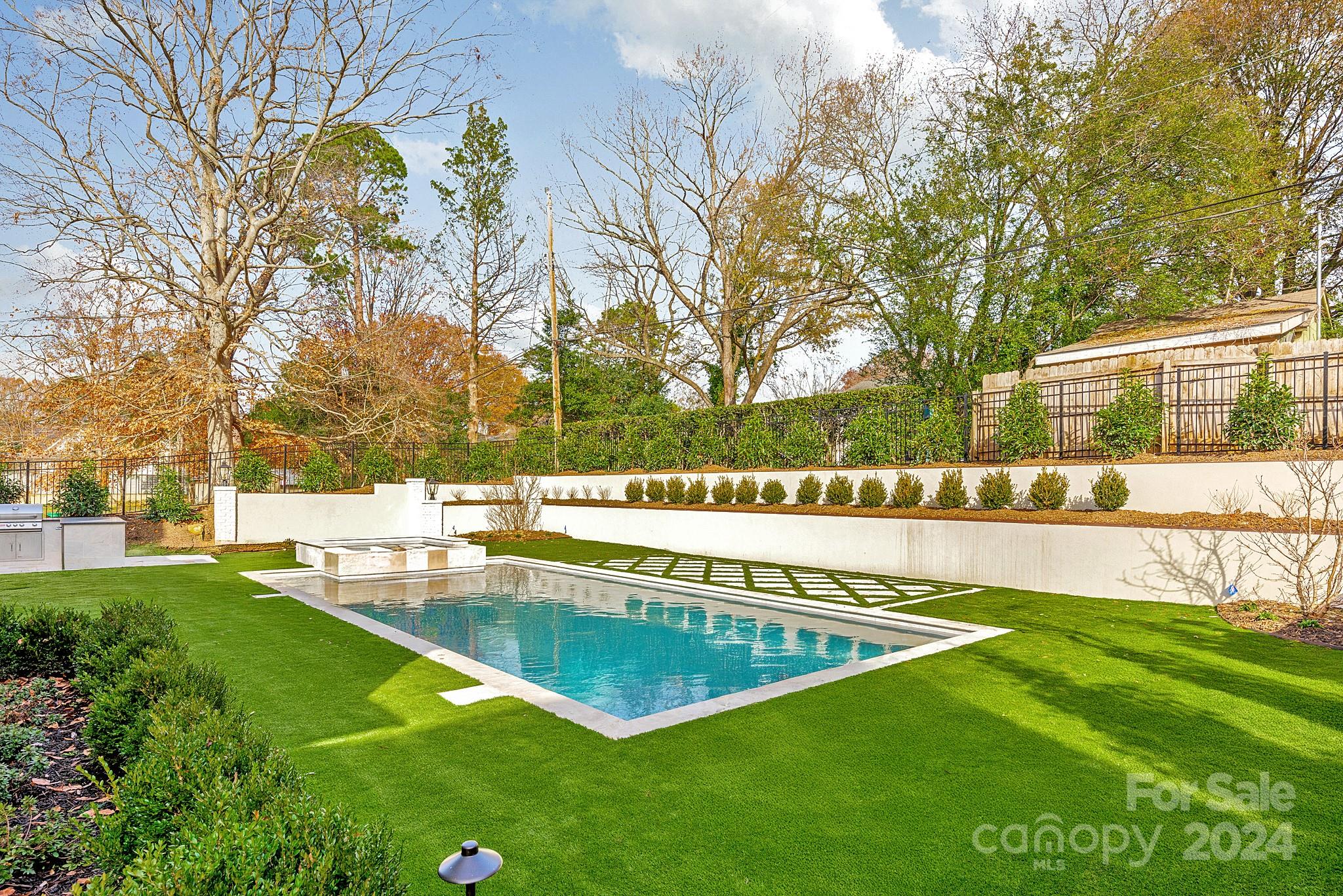 Barclay Downs - Residential