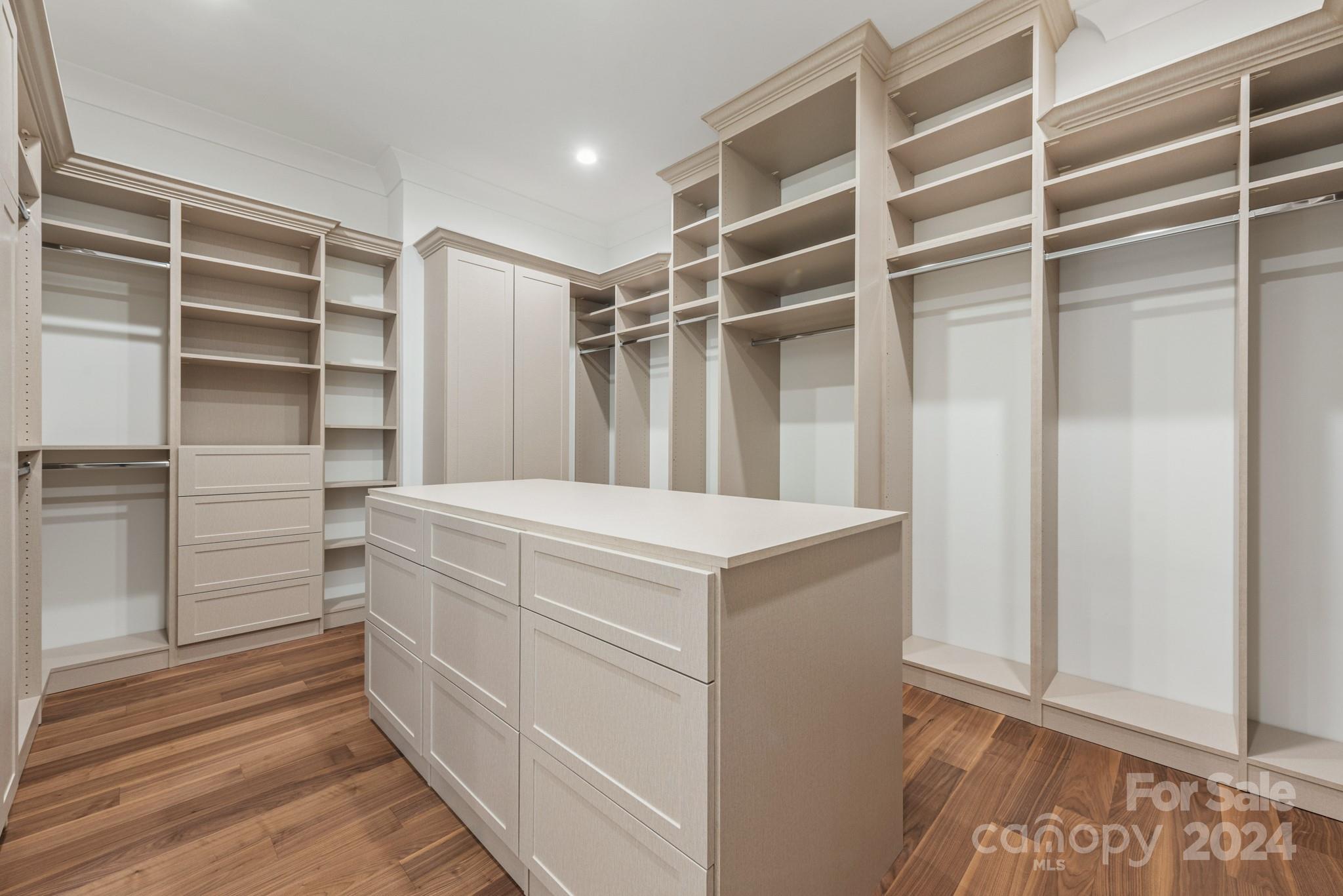 Barclay Downs - Residential