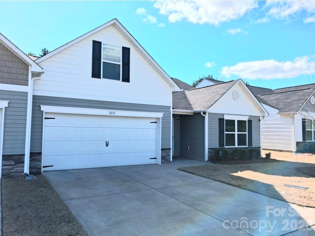 1035 Silvertrace Drive