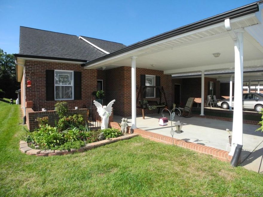 The Terrace's is a 55 an older community. There are walking paths, natural areas & a club house. Close to stores & medical facilities. Easy to navigate one level units, 3 bedrooms w/ open living areas. A fantastic patio for sunning & container gardening. The carports are spacious enough to have a relaxing spot to visit as well.No need to spend all your time & energy on yard work & maintenance, come for a visit & imagine how much better your life can be! Affordability doesn't mean compromise!