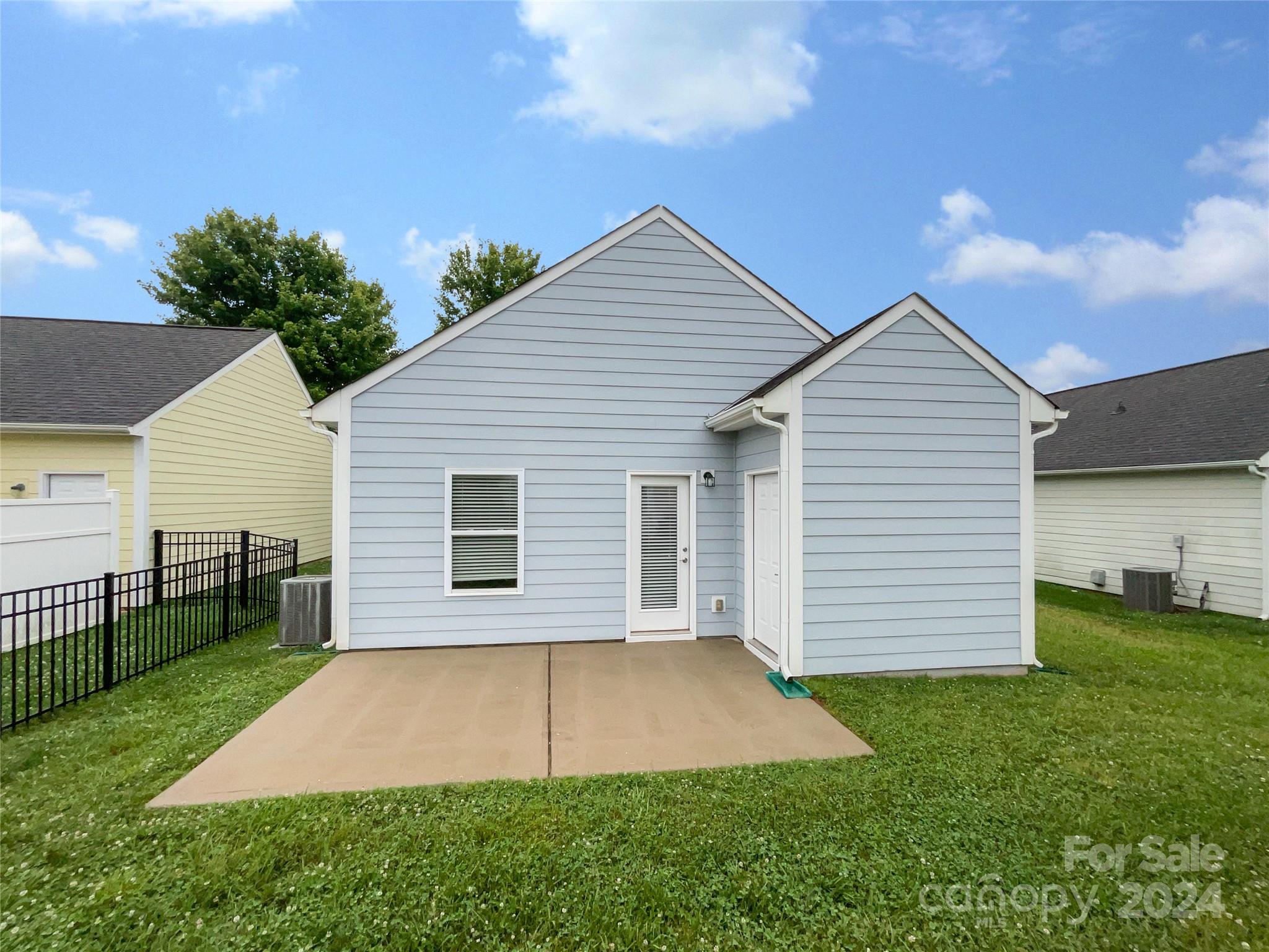 Edgewater - Residential